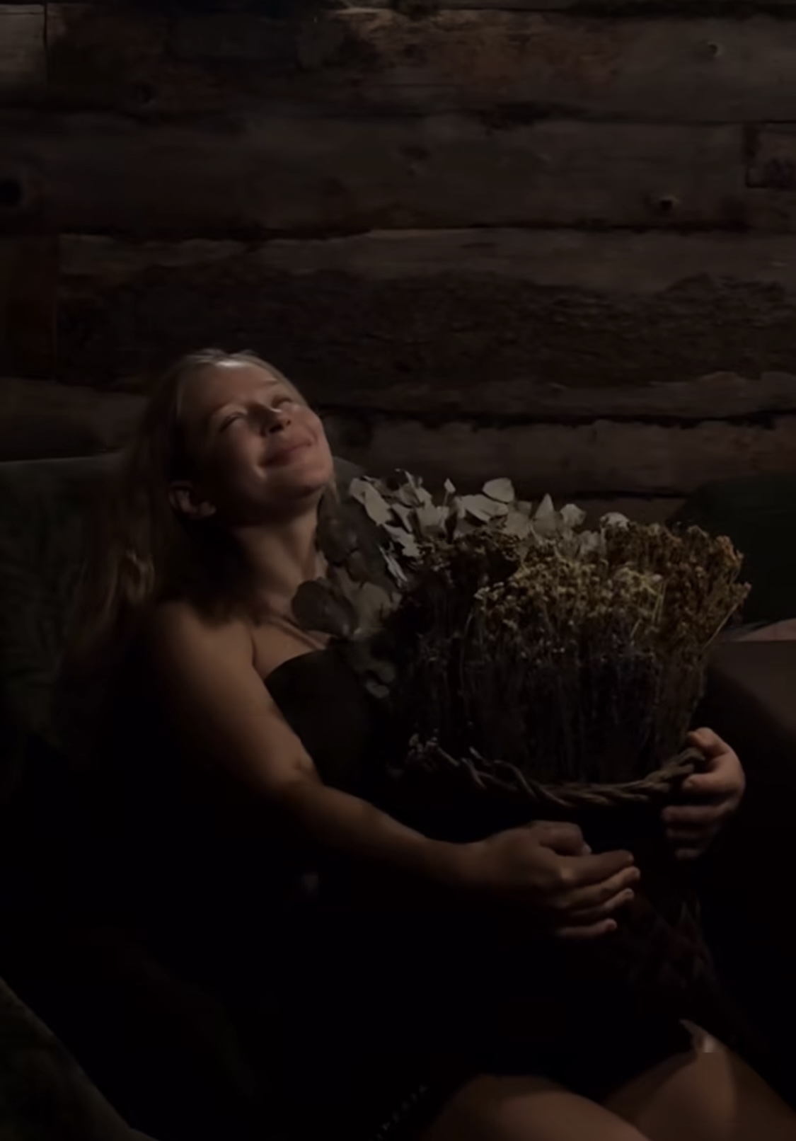 Юлия Пересильд в бане. Фото: Инстаграм (запрещён в РФ) @juliaperesild