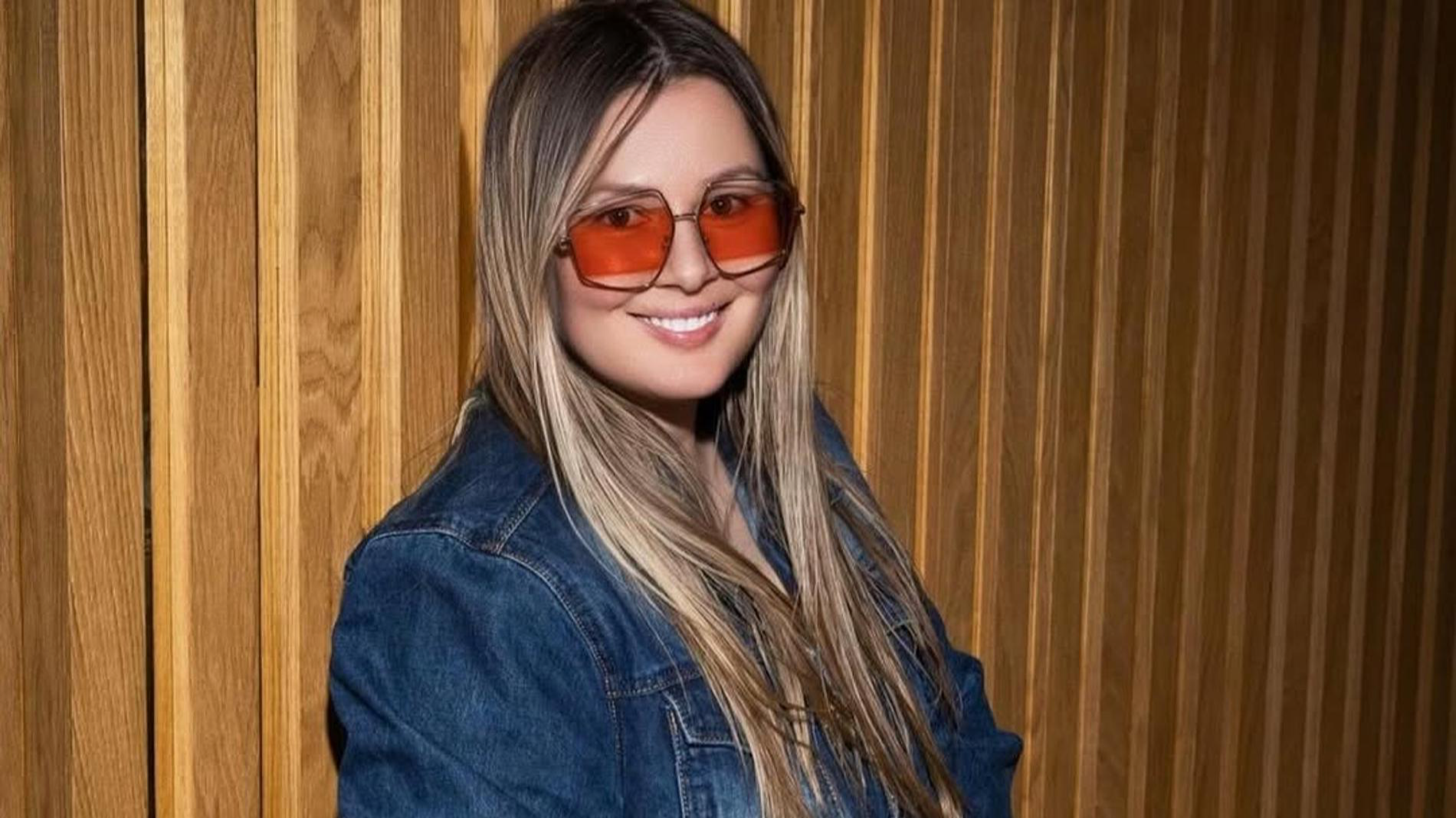 Сыныпта жыныстық қатынас Порно мені куннилингусты жалауға мәжбүр етті