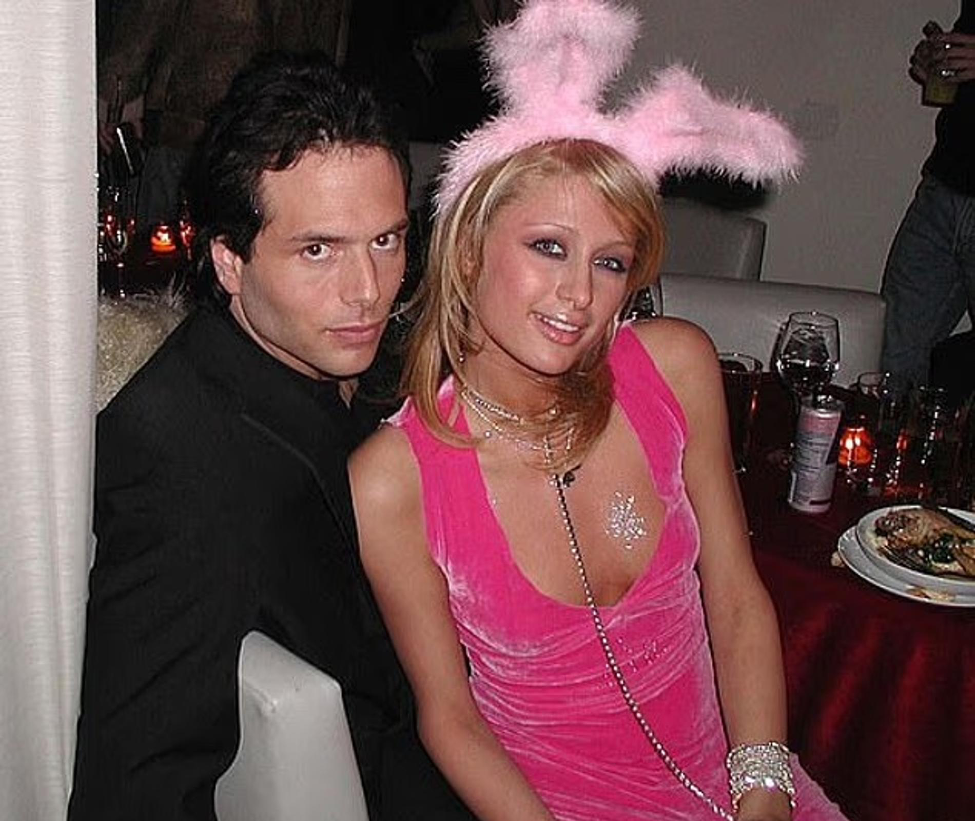 Пэрис Хилтон и Рик Саломон. Фото: Daily Mail