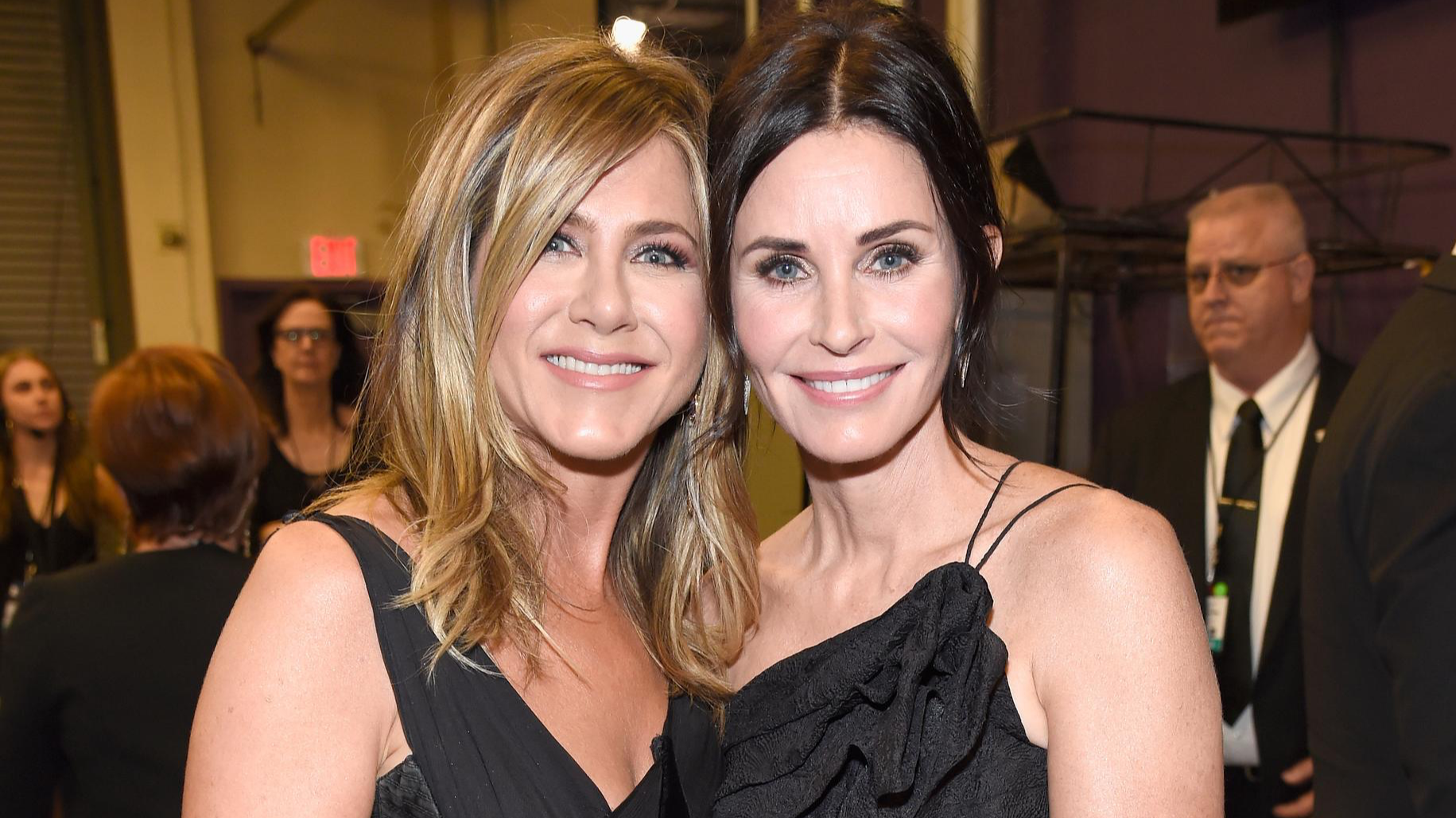 Жас кискадағы секс