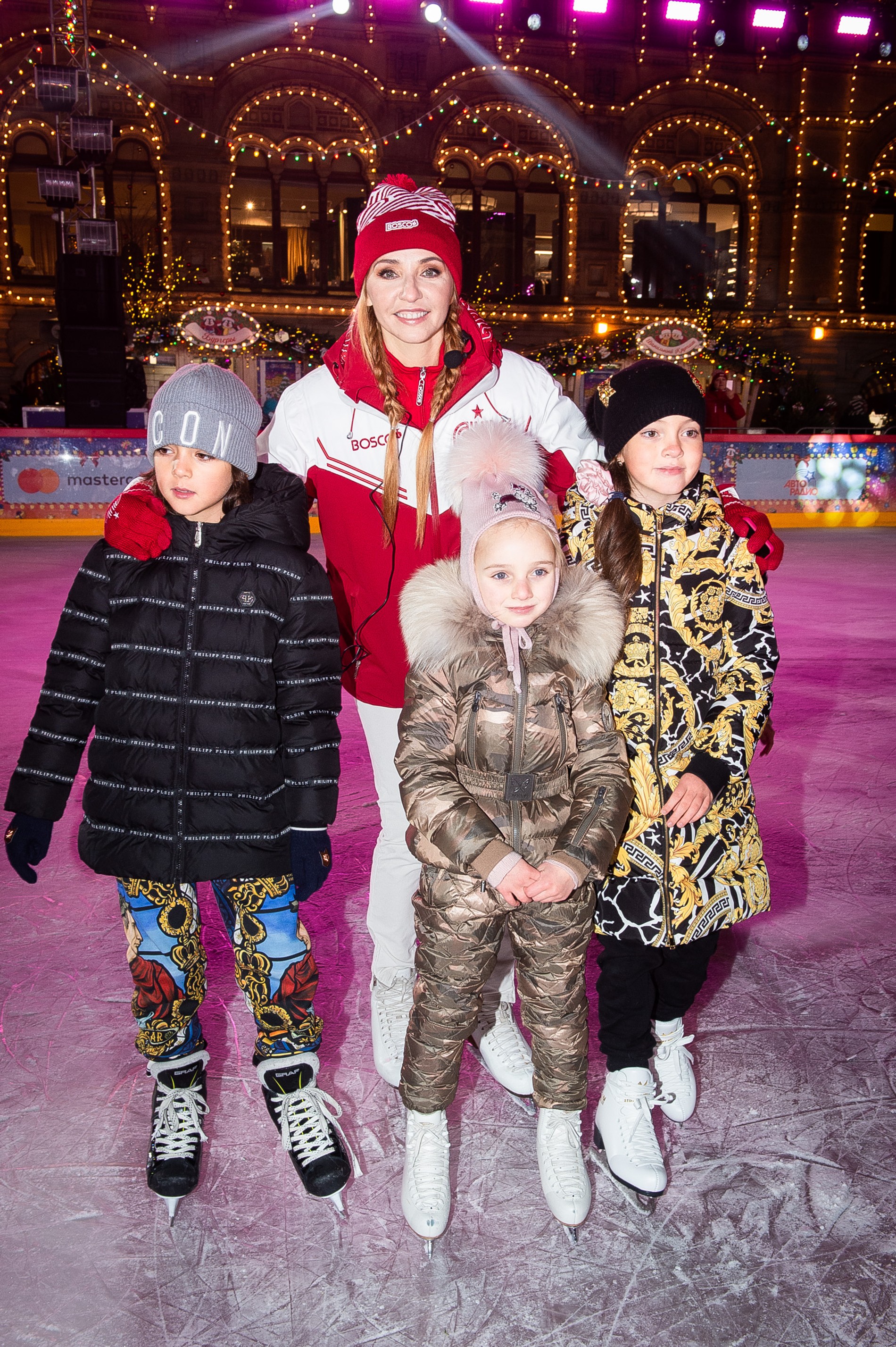 Татьяна Навка с дочкой Надеждой, с детьми Филиппа Киркорова — Мартином и Аллой-Викторией