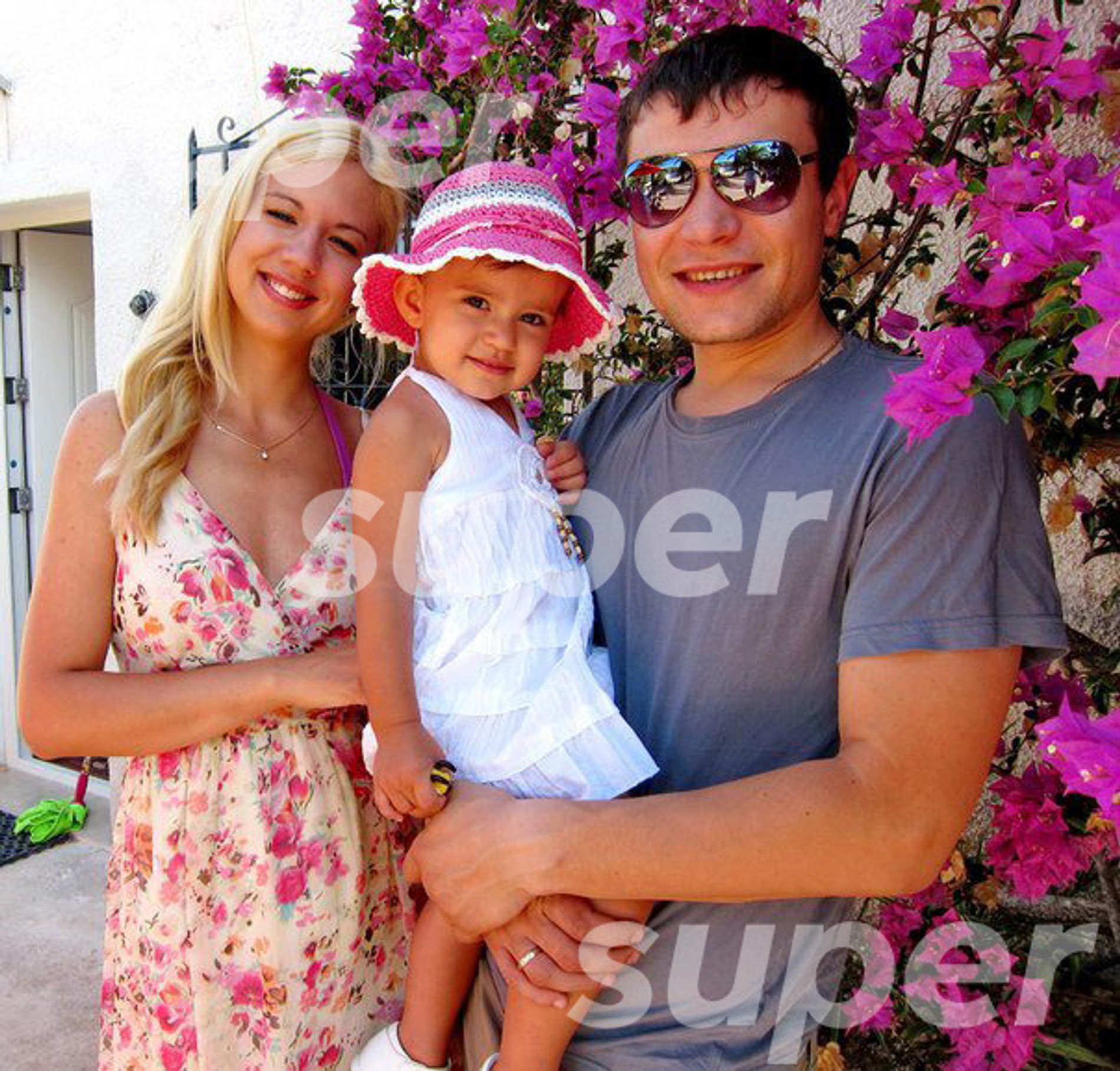 София с родителями.
Фото © Facebook