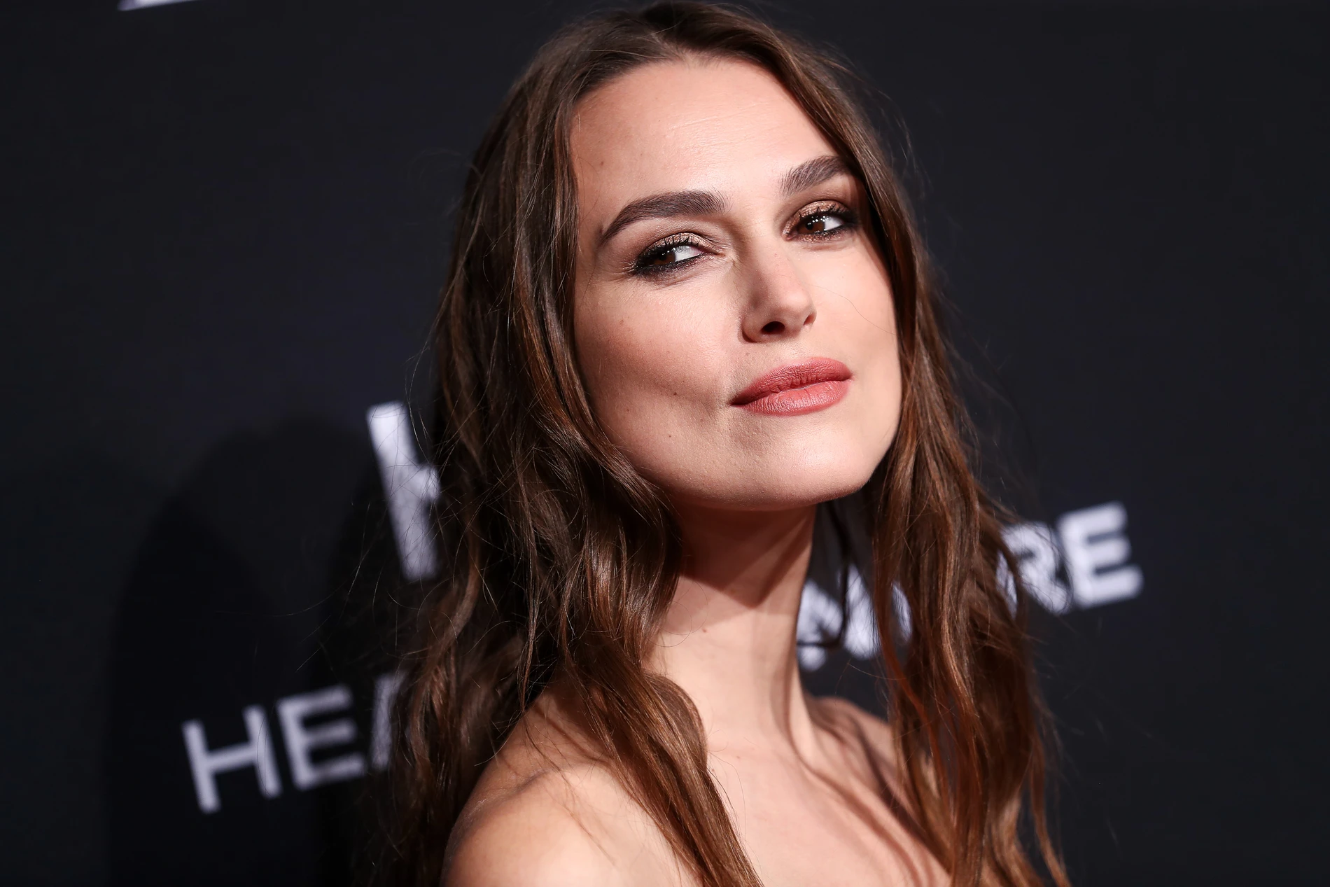 Голая Кира Найтли (Keira Knightley) видео