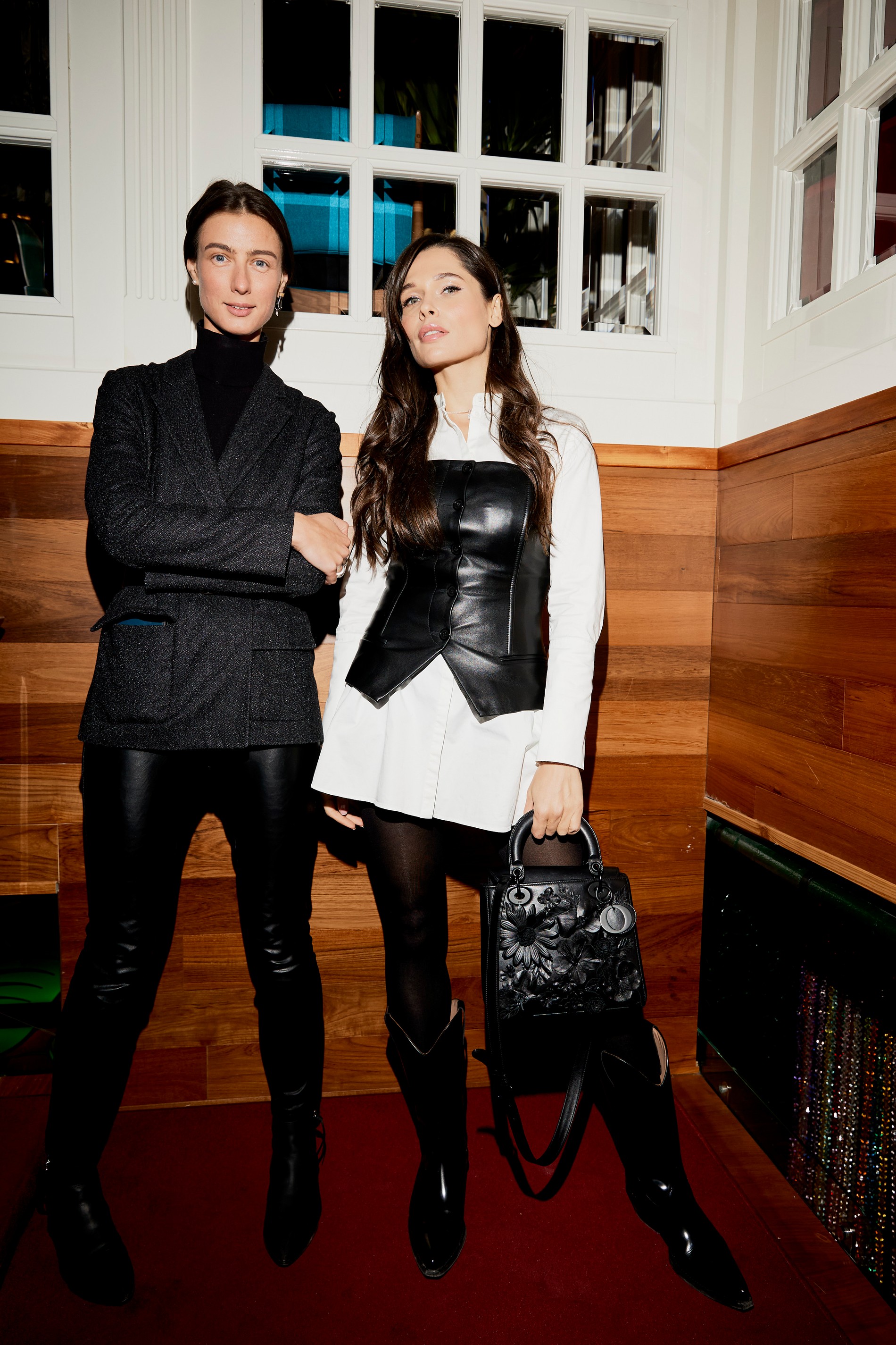 Алена Ткач и Полина Аскери