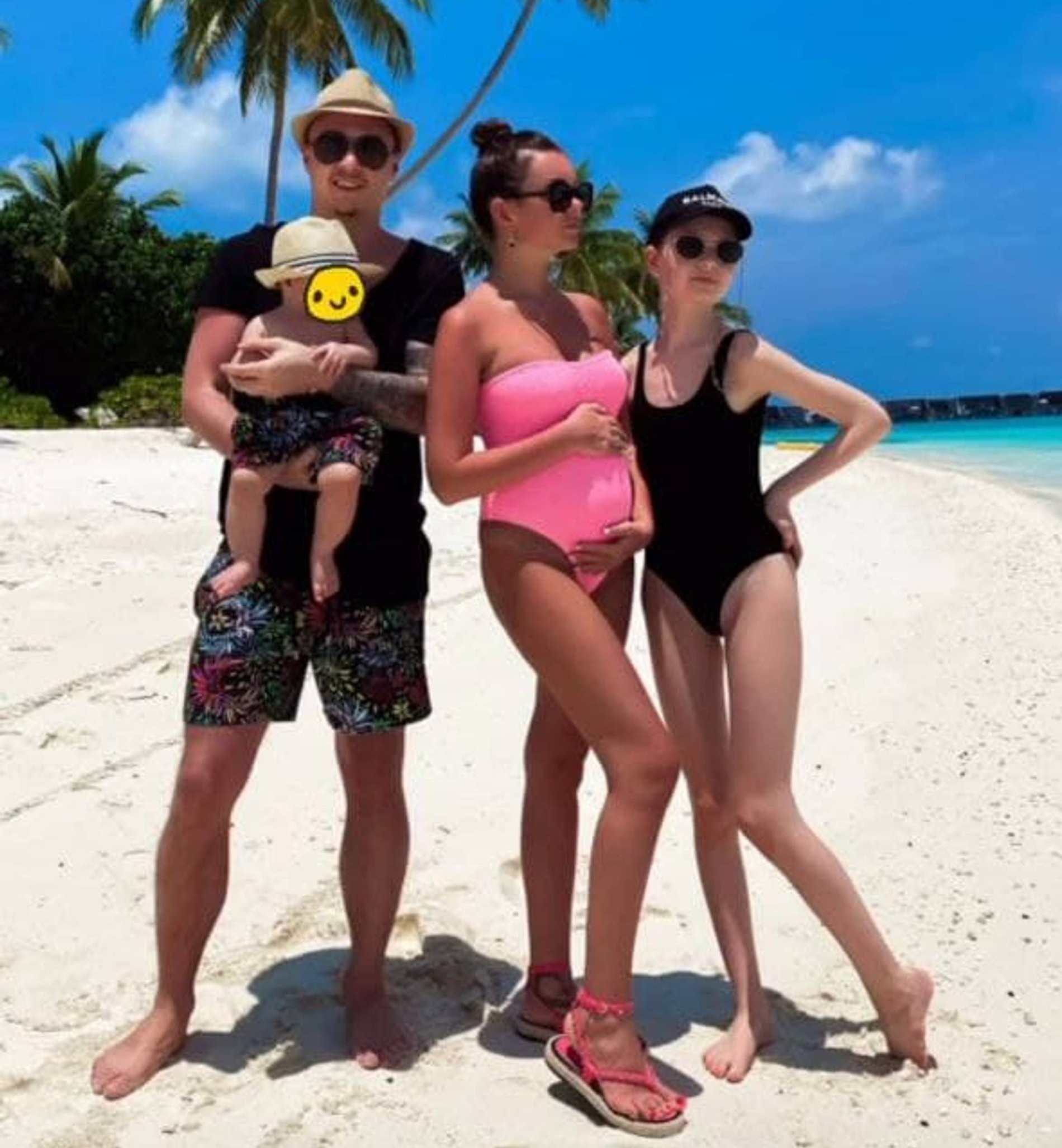 Катя Жужа с семьей. Фото: @katyajuja555