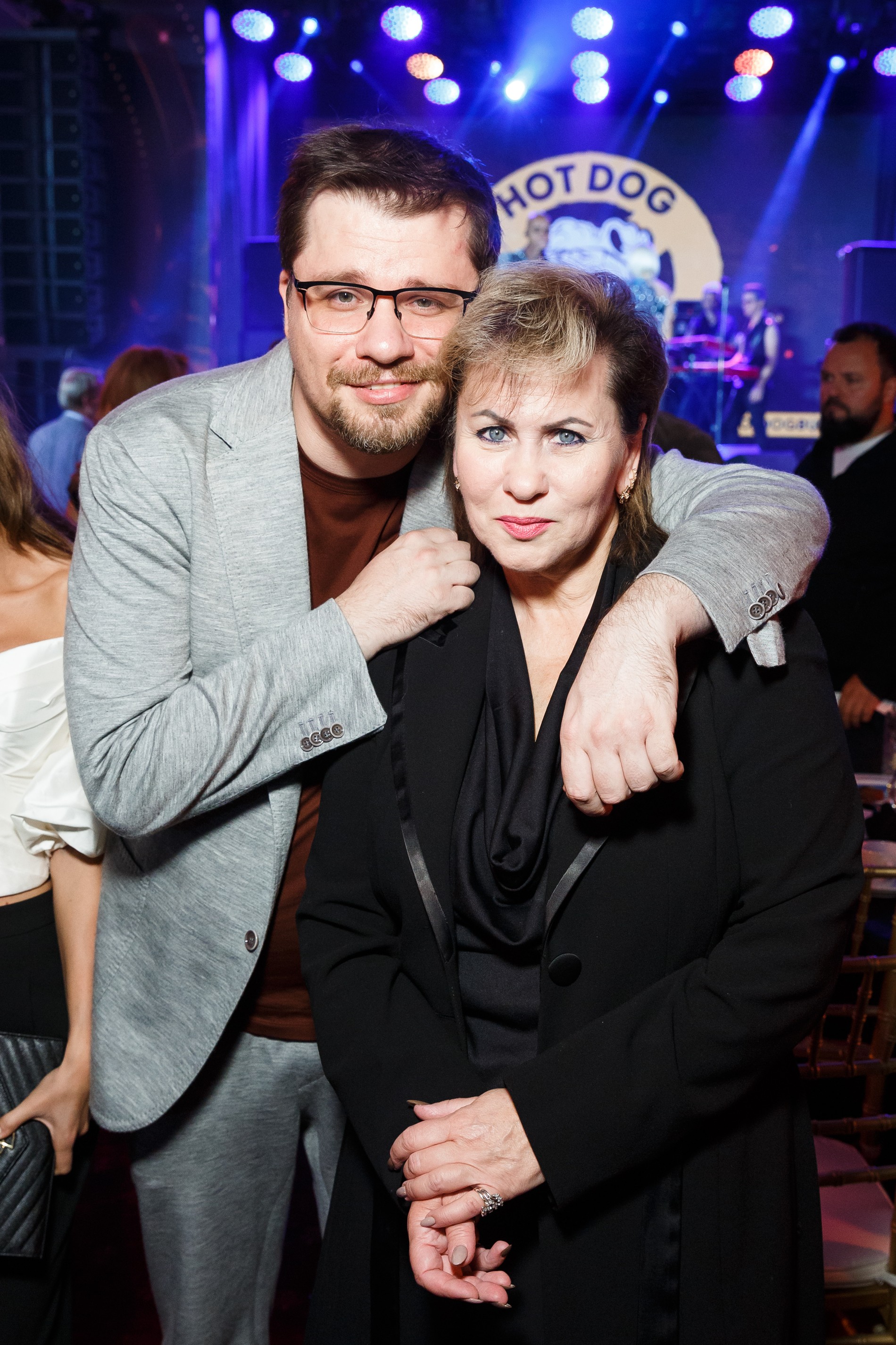 Гарик Харламов с мамой Натальей