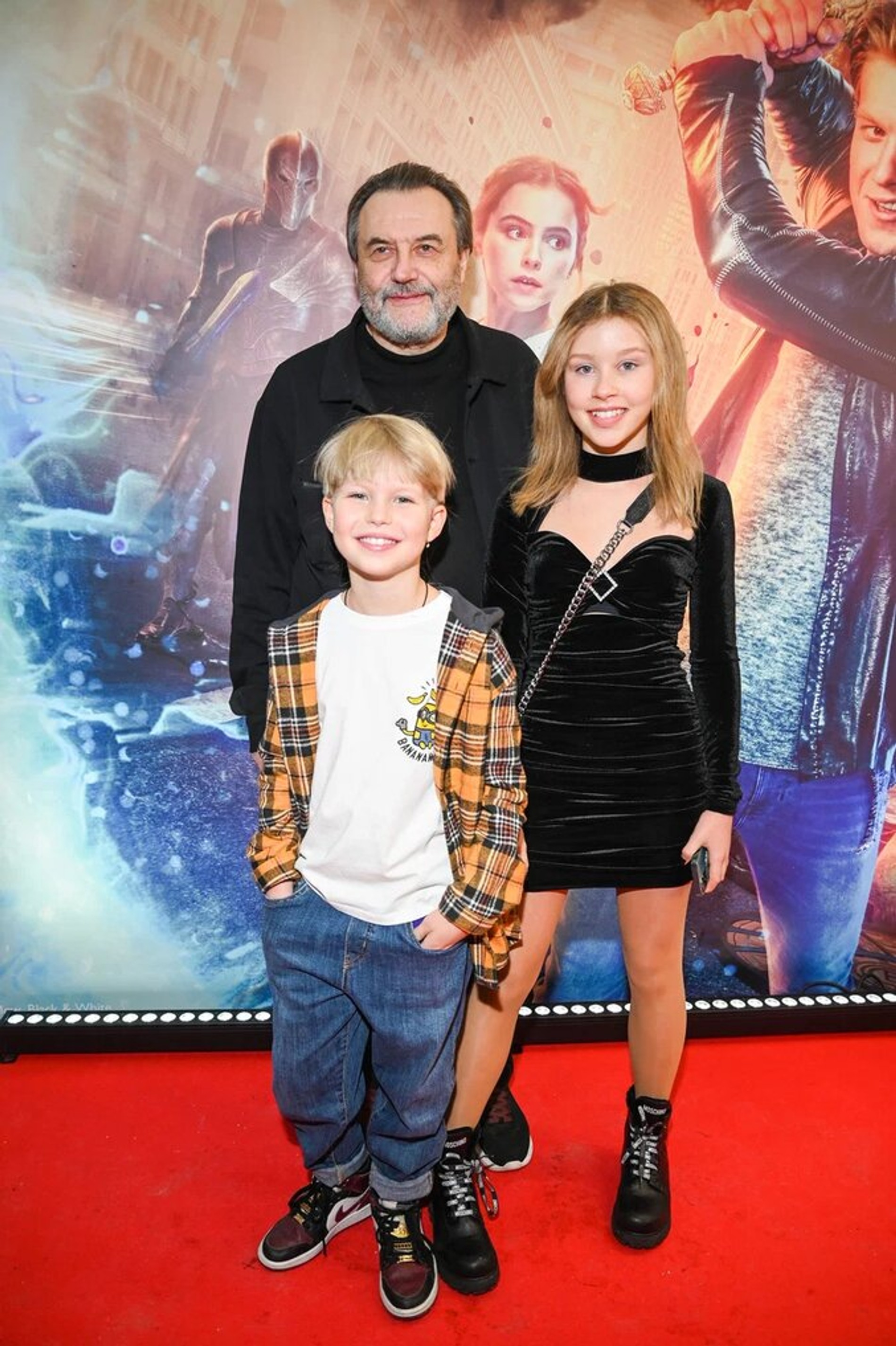 Алексей Учитель с дочерьми
Фото: Super.ru