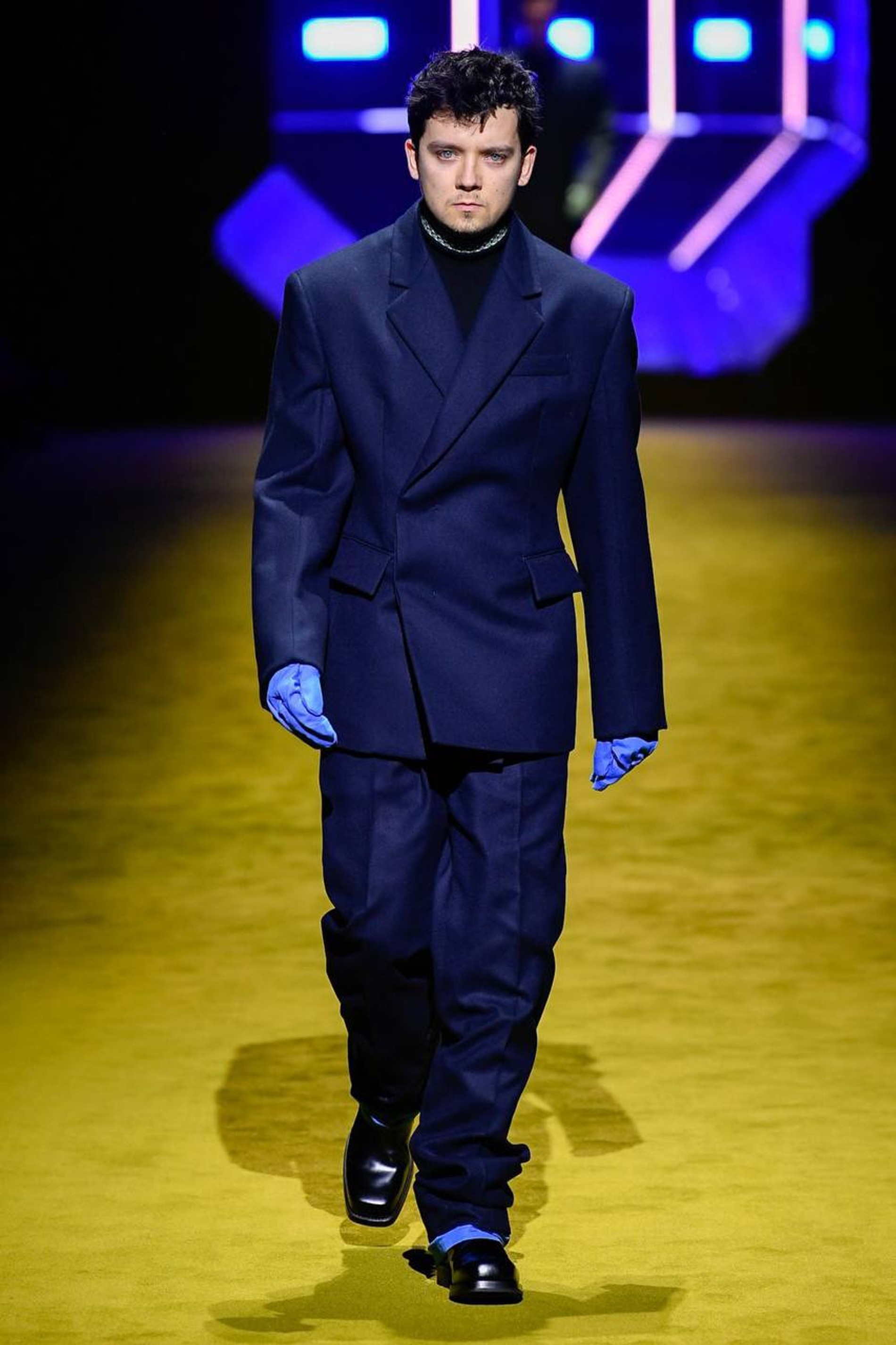 Эйса Баттерфилд