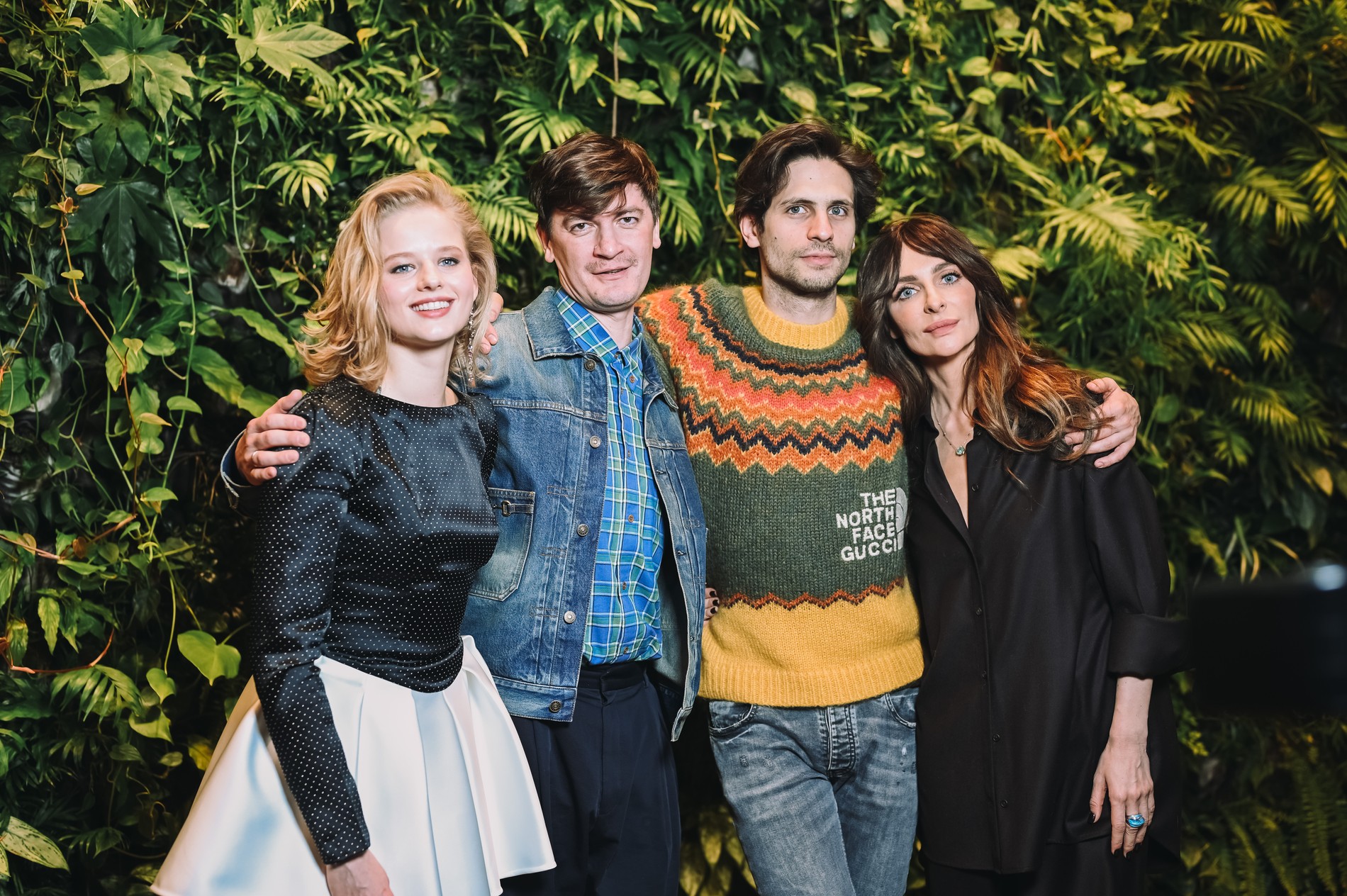 Александра Бортич, Александр Гудков, Александр Молочников, Екатерина Варнава
Фото © Super.ru