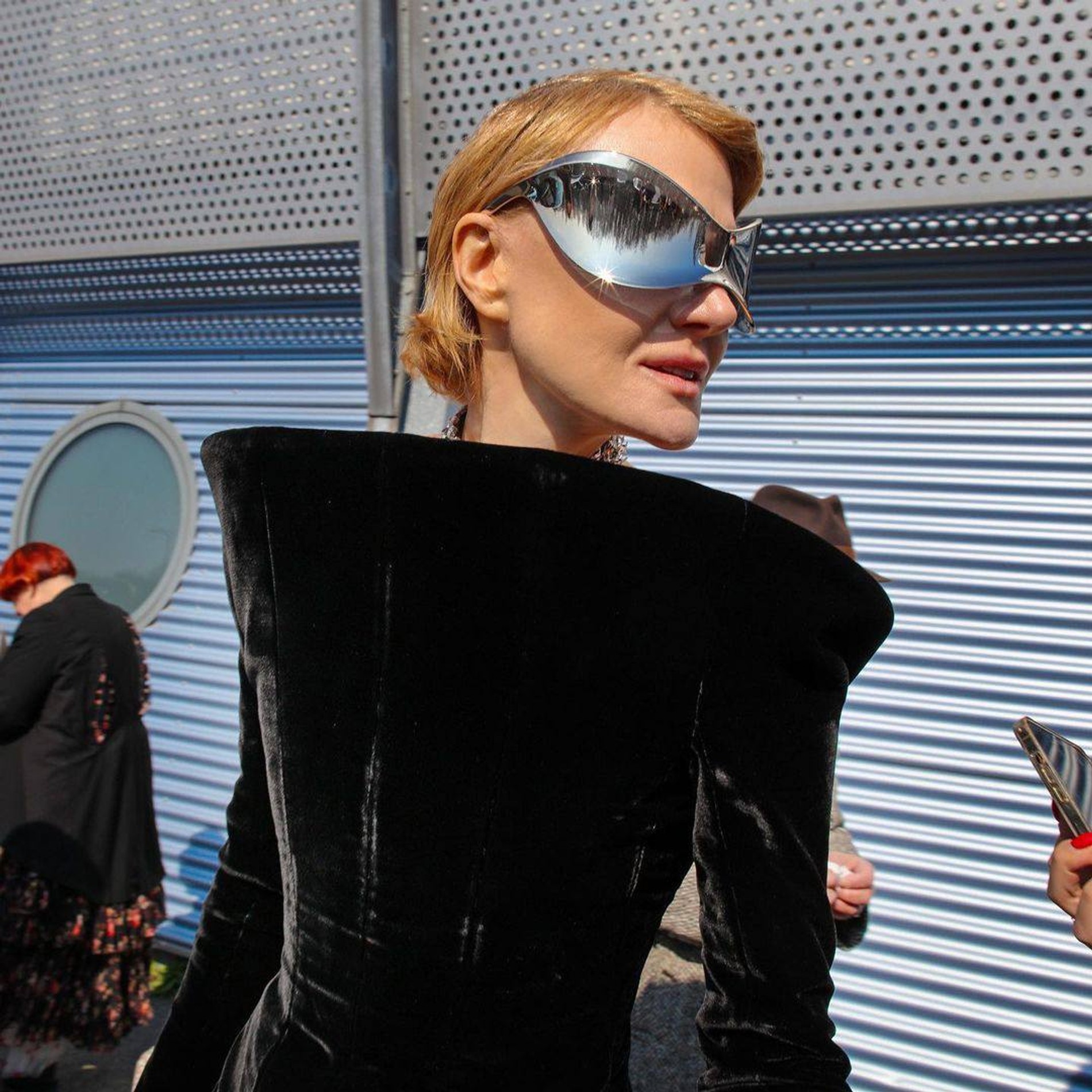 Фото: Рената Литвинова на показе Balenciaga