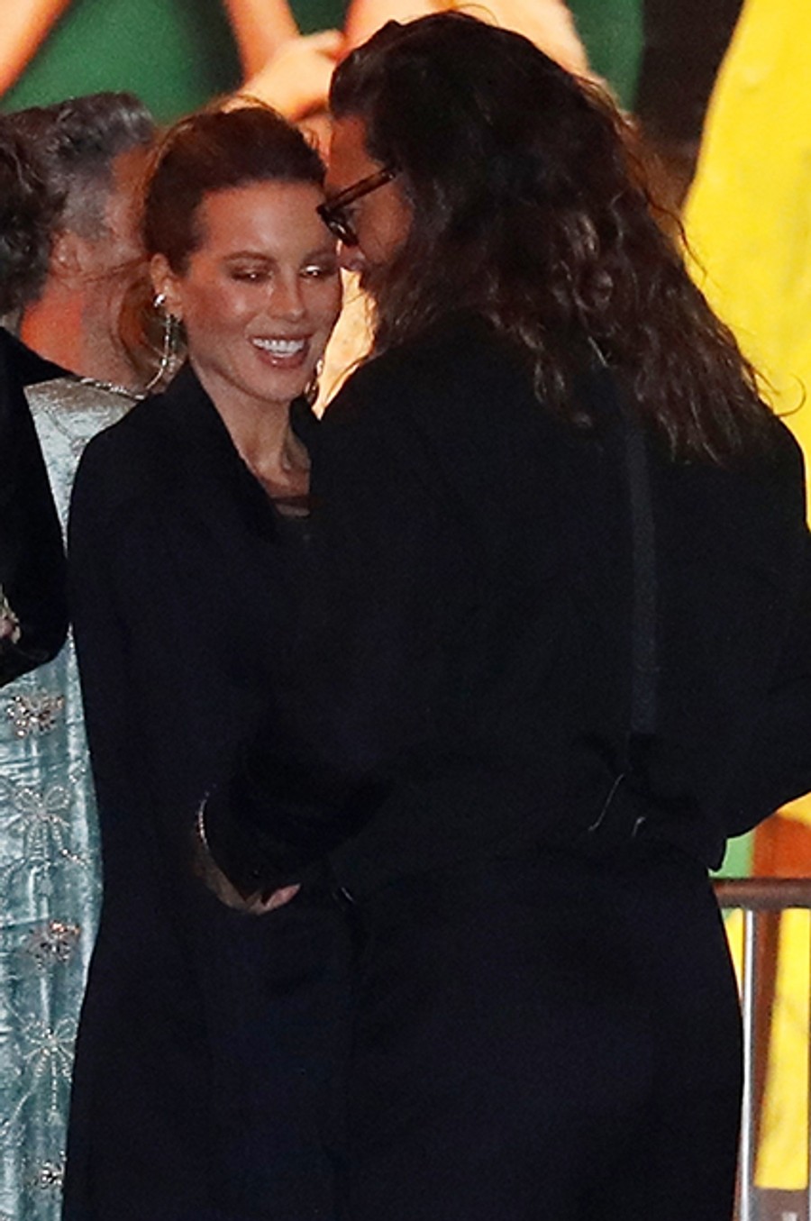 Кейт и Джейсон на афтепати после «Оскара»
Фото: BackGrid