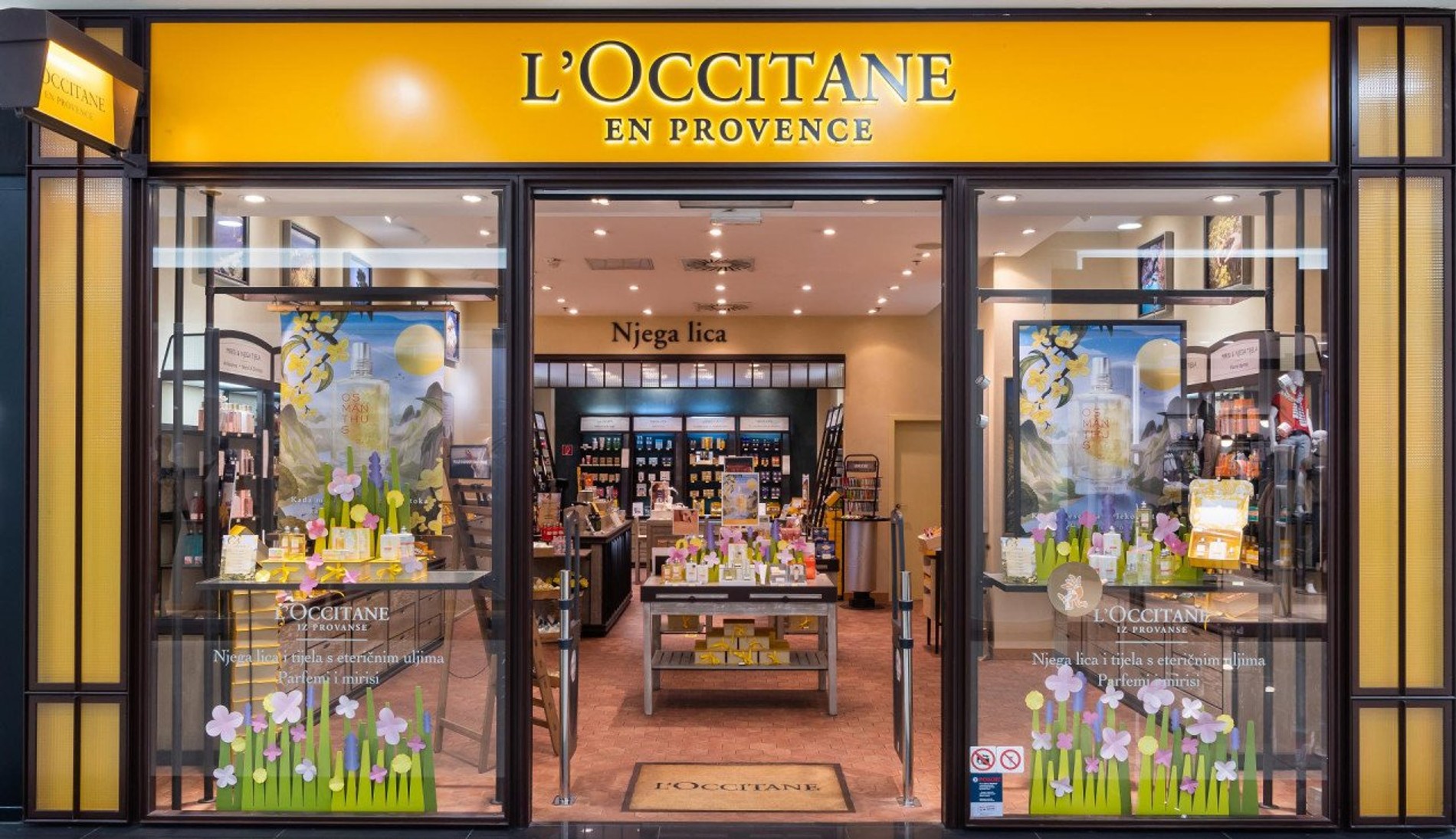 Французский бренд L’Occitane передумал оставаться в России за два дня
