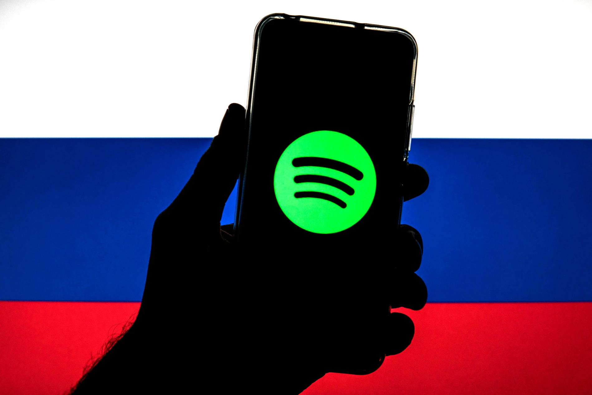 Spotify удалил свое приложение из российского App Store и Google Pay