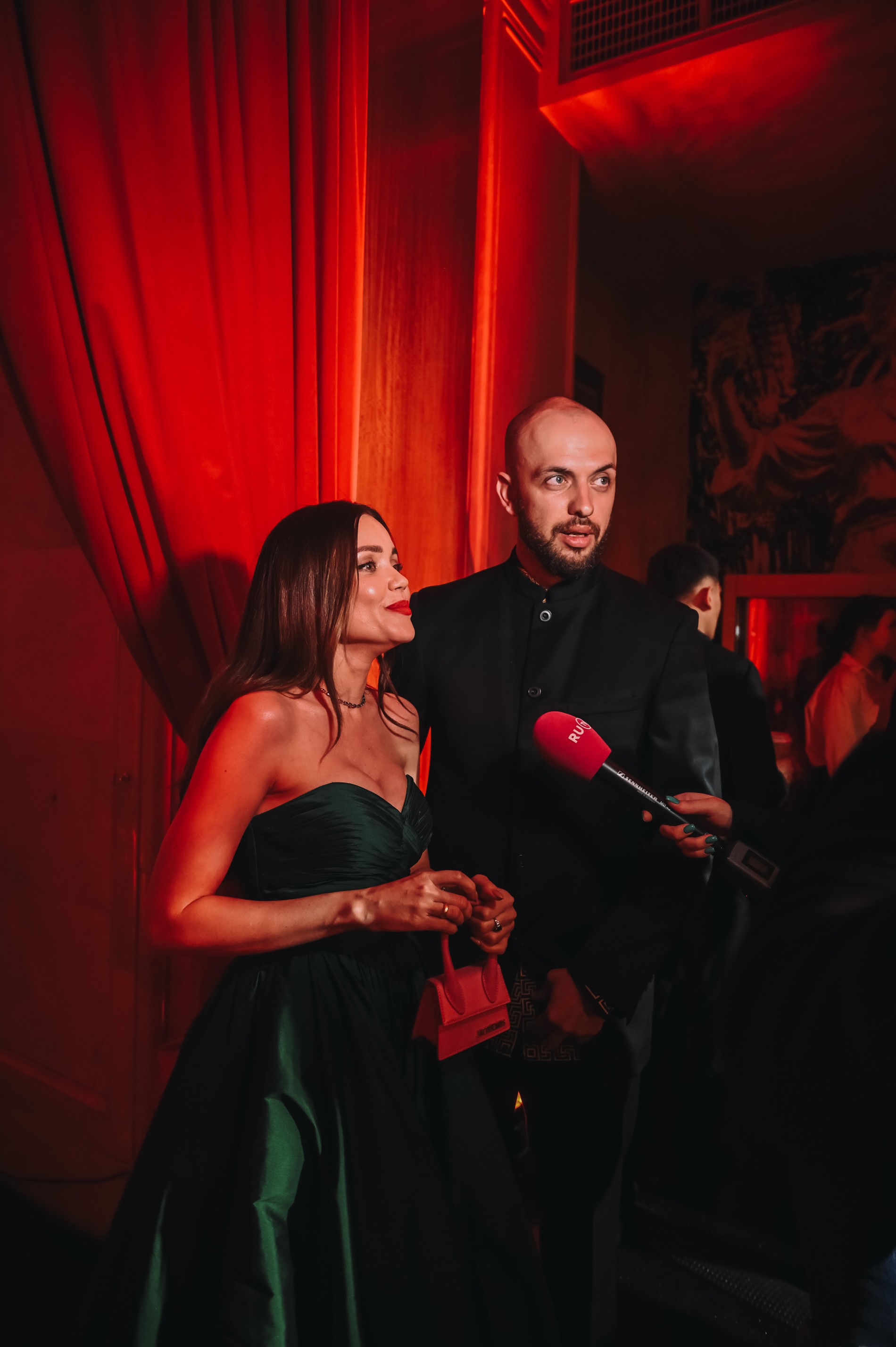 ST с женой Ассоль
Фото: Super.ru / Александра Марченко