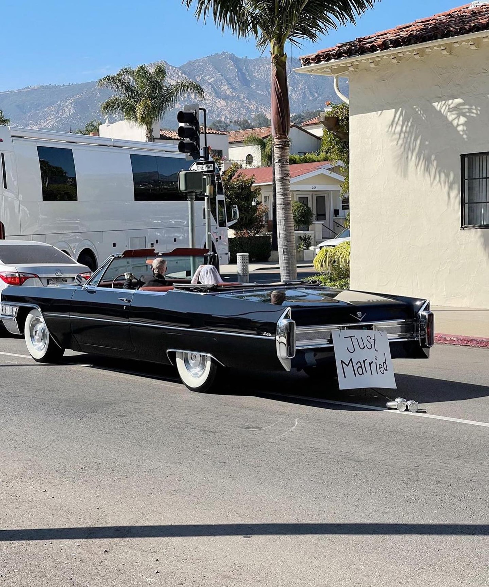 Фото в день свадьбы 15 мая, Санта-Барбара
Источник: TMZ