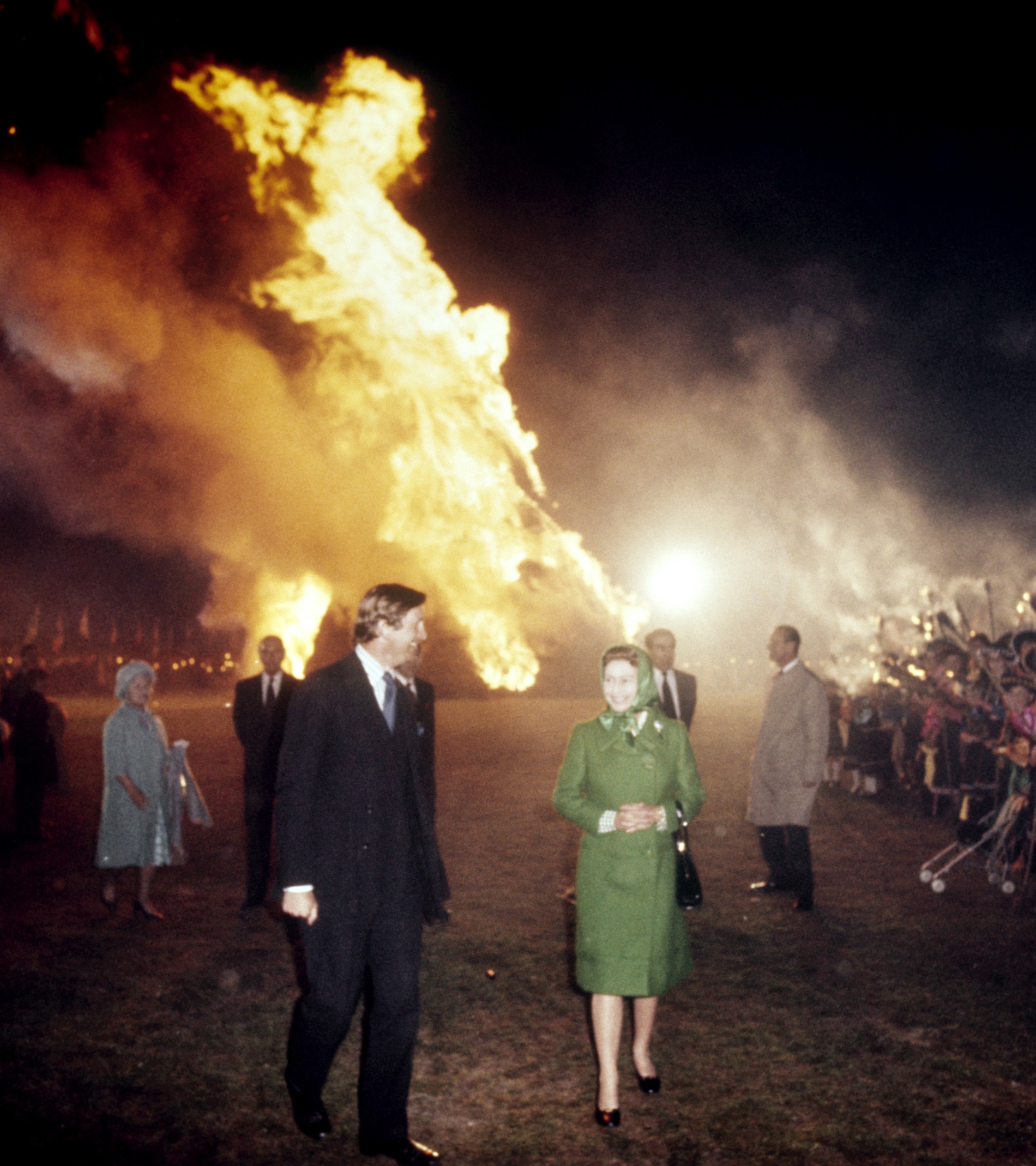 Юбилейный костер в Сноу-Хилле, в Большом Виндзорском парке, 1977 год