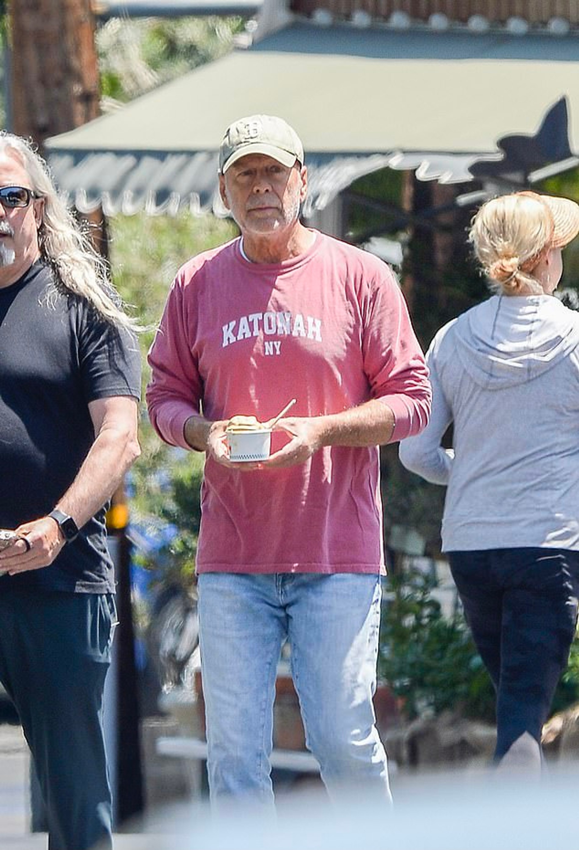 Брюс Уиллис и Стивен Идс
Фото: Getty Images