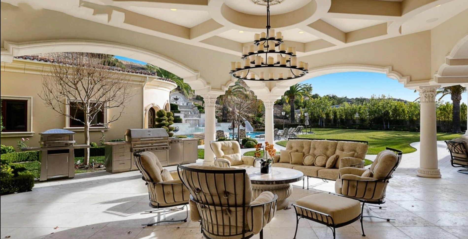 Фото: dirt.com / MLS