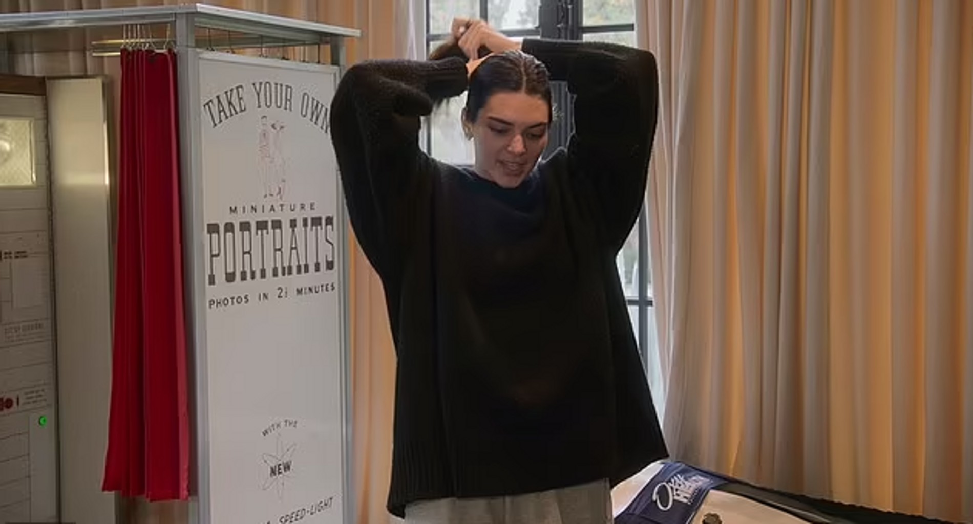 Фото © Кадр из шоу Hulu