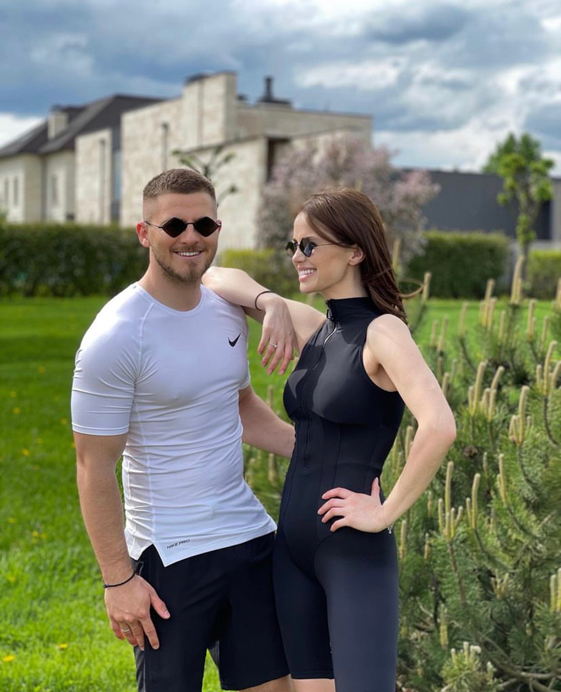 Вячеслав Дайчев с женой, певицей Алексой
Фото: Инстаграм* / @veacheslav_daichev