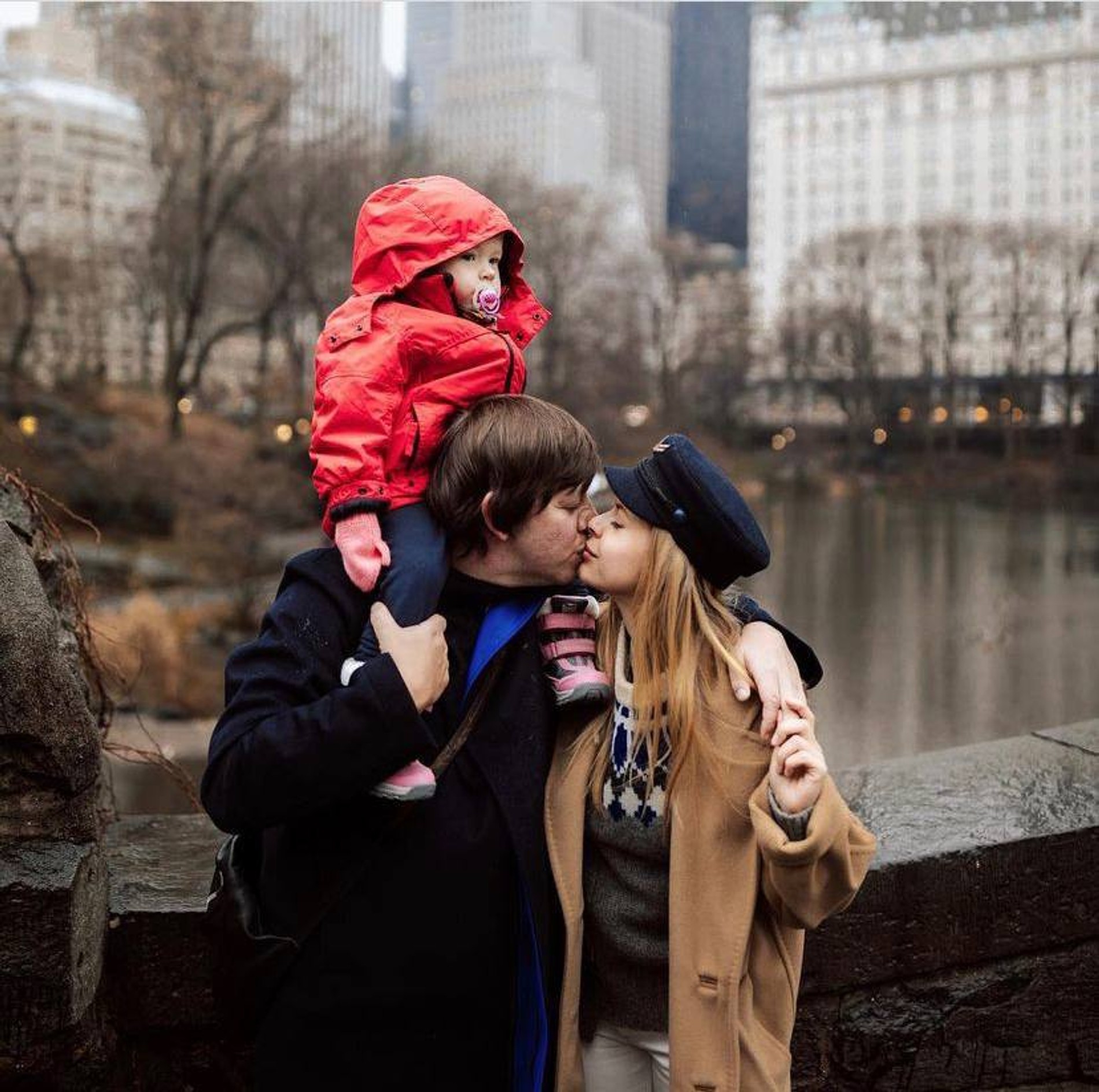 Анна с бывшим мужем Василием Клюкиным и дочерью Эллен
Фото: Инстаграм (запрещен в РФ)