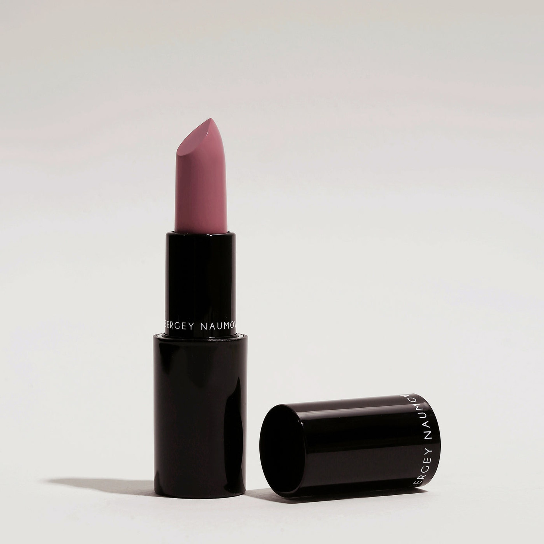 Фото: snaumov.com
Помада Sergey Naumov Creme Lipstick, Pastel Echo