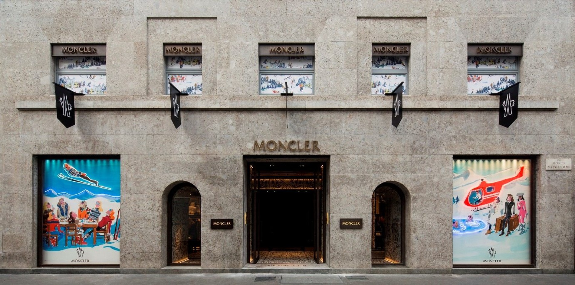 Бренд Moncler уходит из России