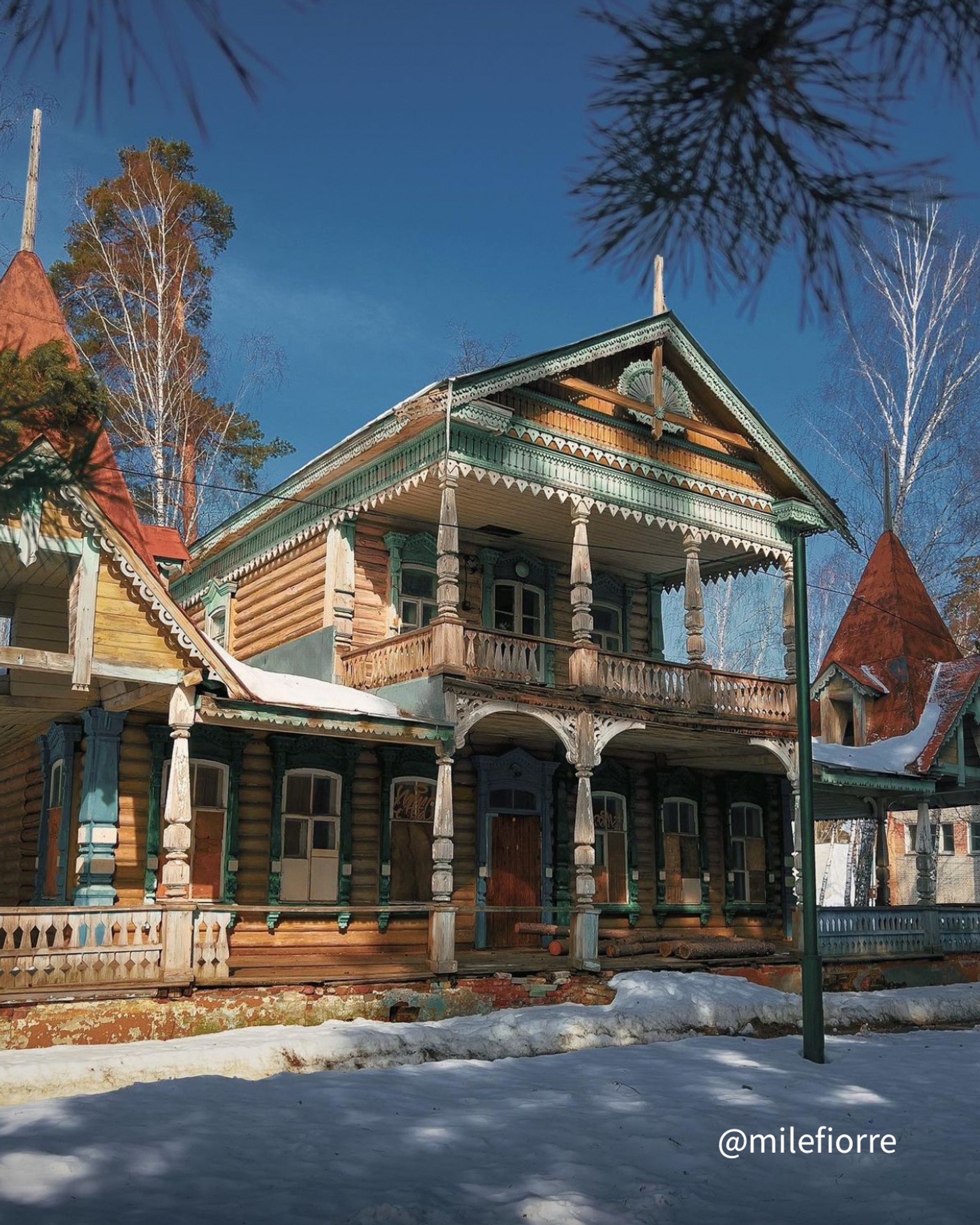 Источник: Инстаграм (запрещен в РФ) Алины Романовой @milefiorre