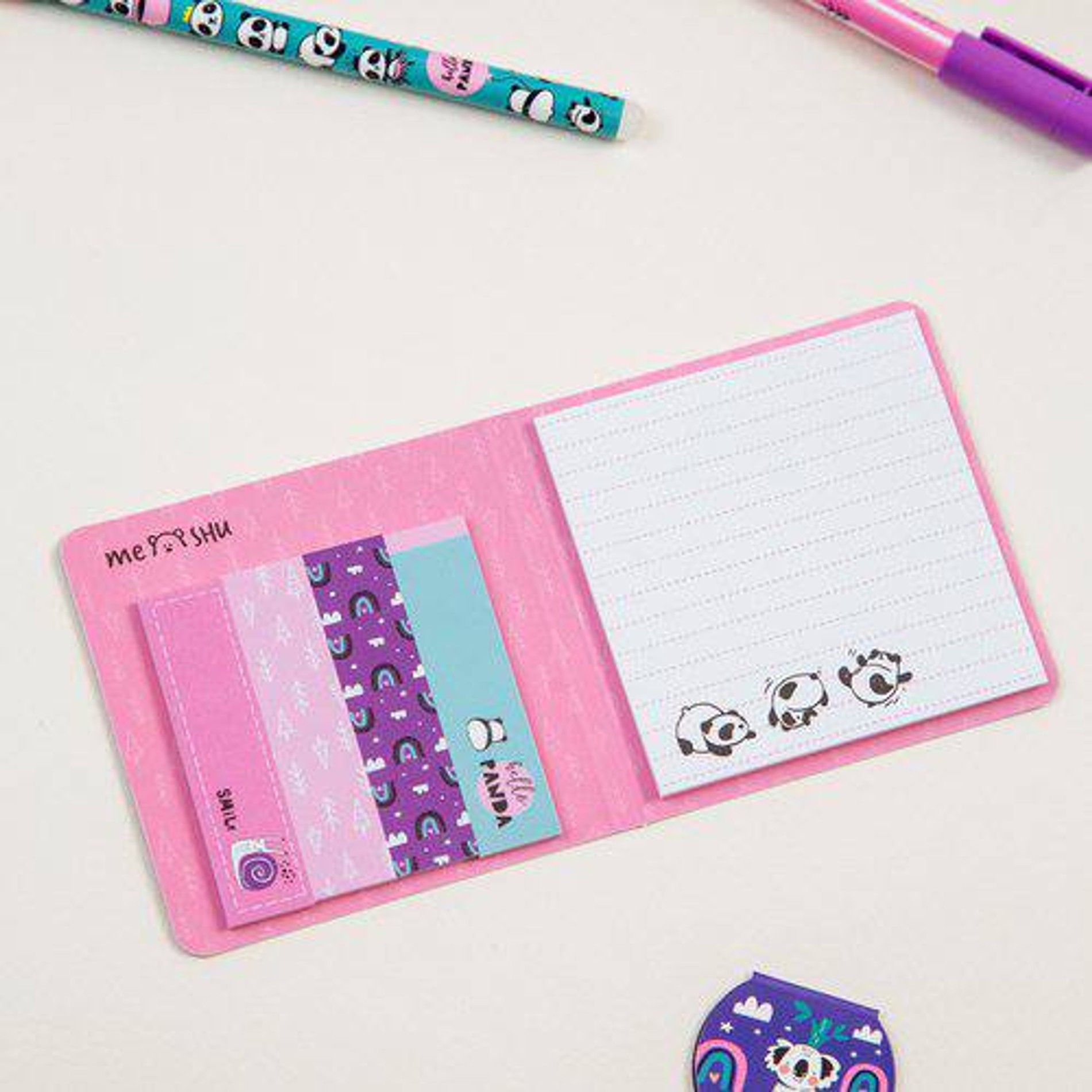 Respublica, флажки-закладки и самоклеящиеся блоки, 110 рублей (со скидкой)