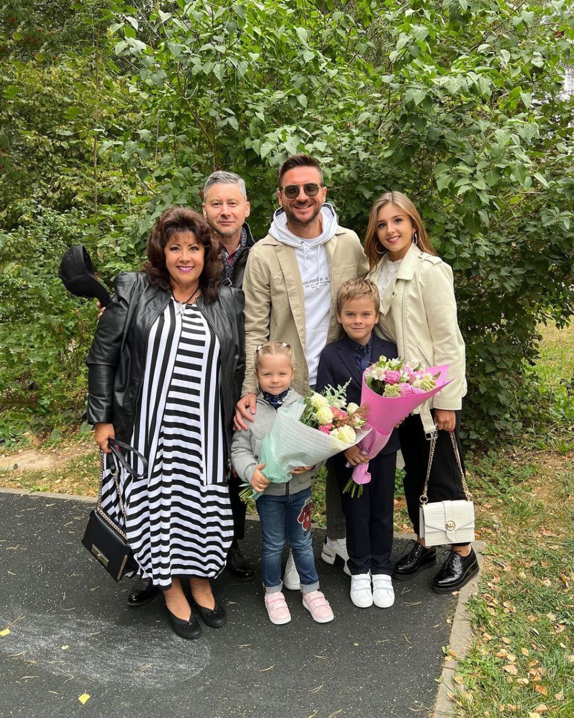 Сергей Лазарев с семьей