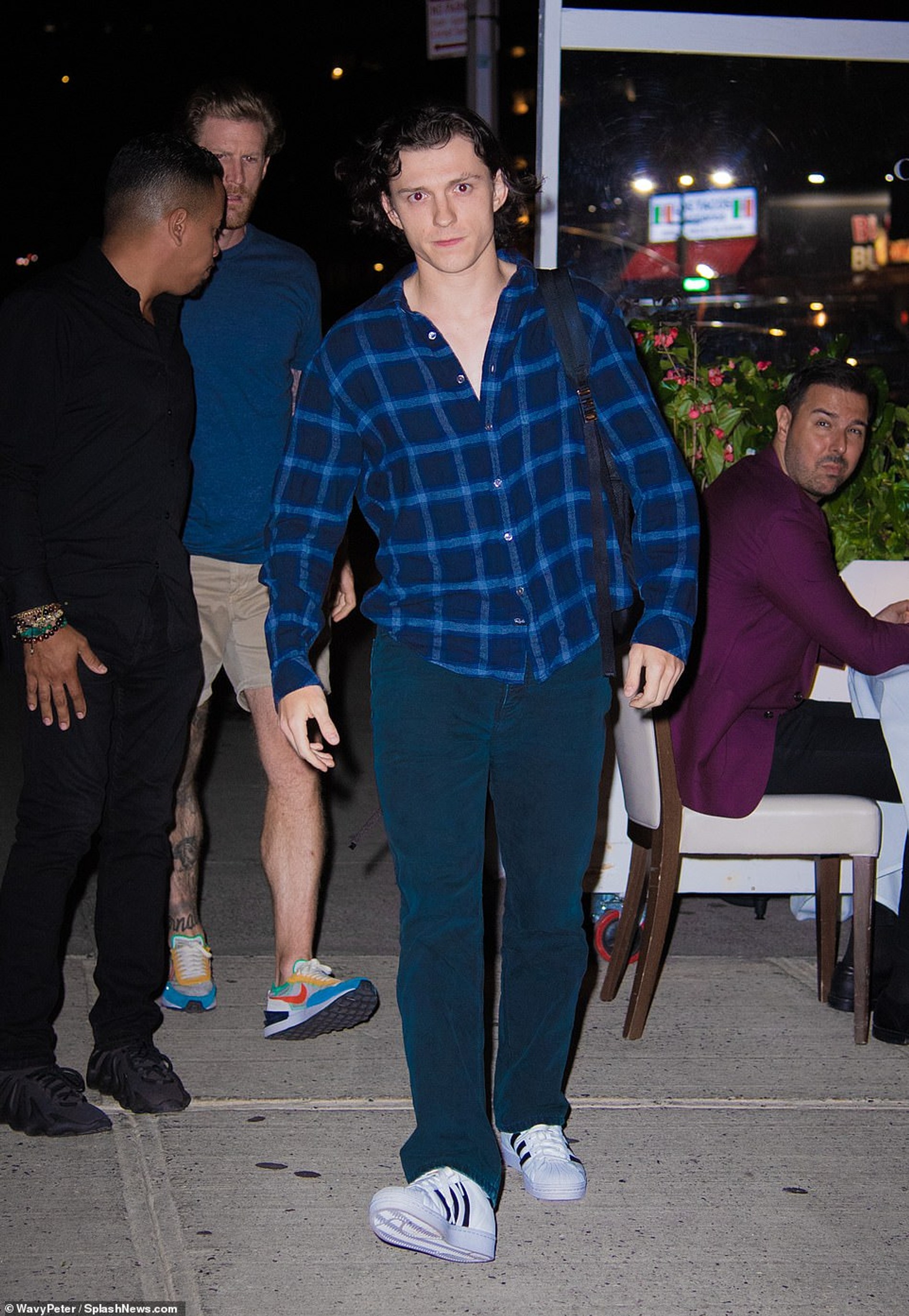 Фото: WavyPeter/SplashNews.com