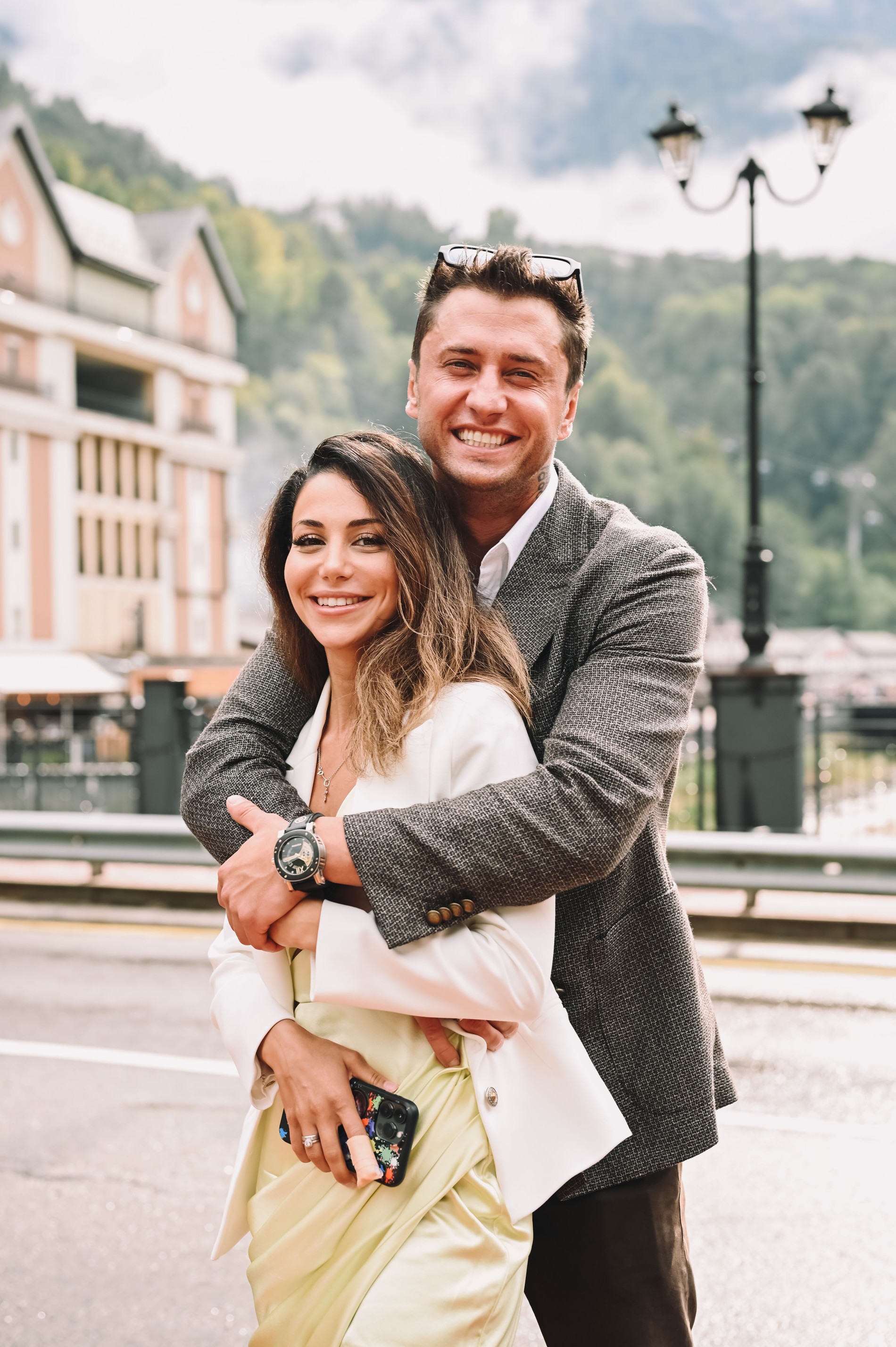 Павел Прилучный и Зепюр Брутян в Сочи
Фото: Super.ru / Марченко Александра