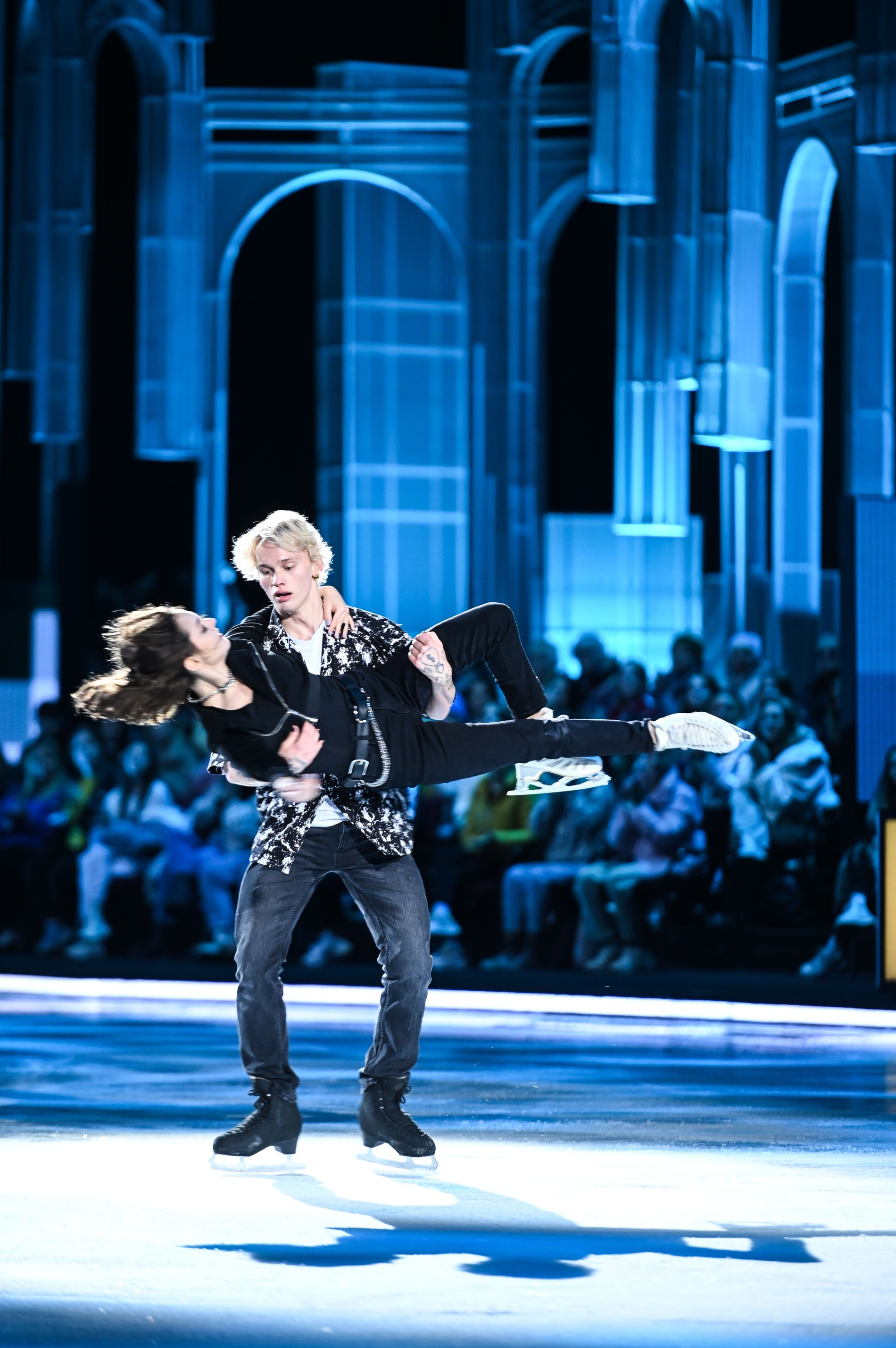 Даня Милохин и Евгения Медведева
Фото: Super / Марченко Александра