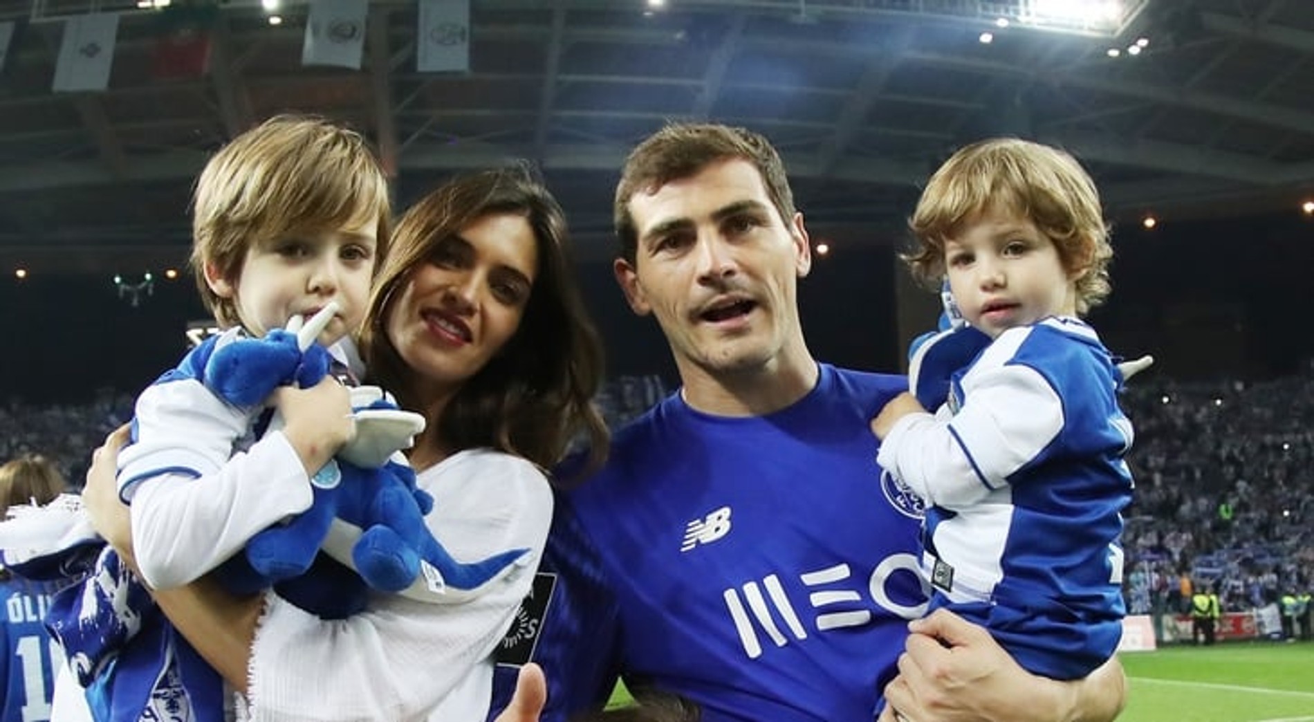 Касильяс с бывшей женой и детьми
Фото: Getty