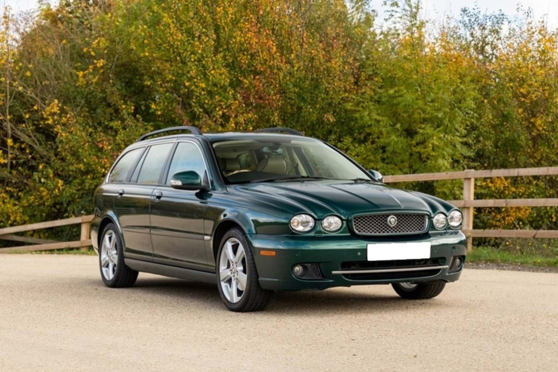 Машина королевы Елизаветы II
Фото: historics.co.uk