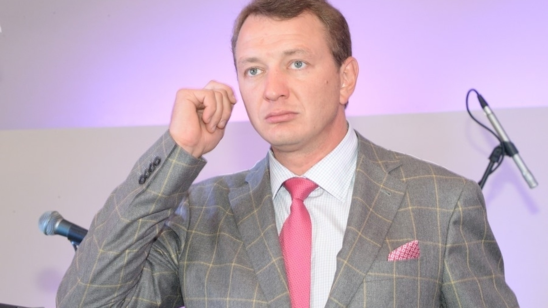 Марат Башаров показал свою новую девушку