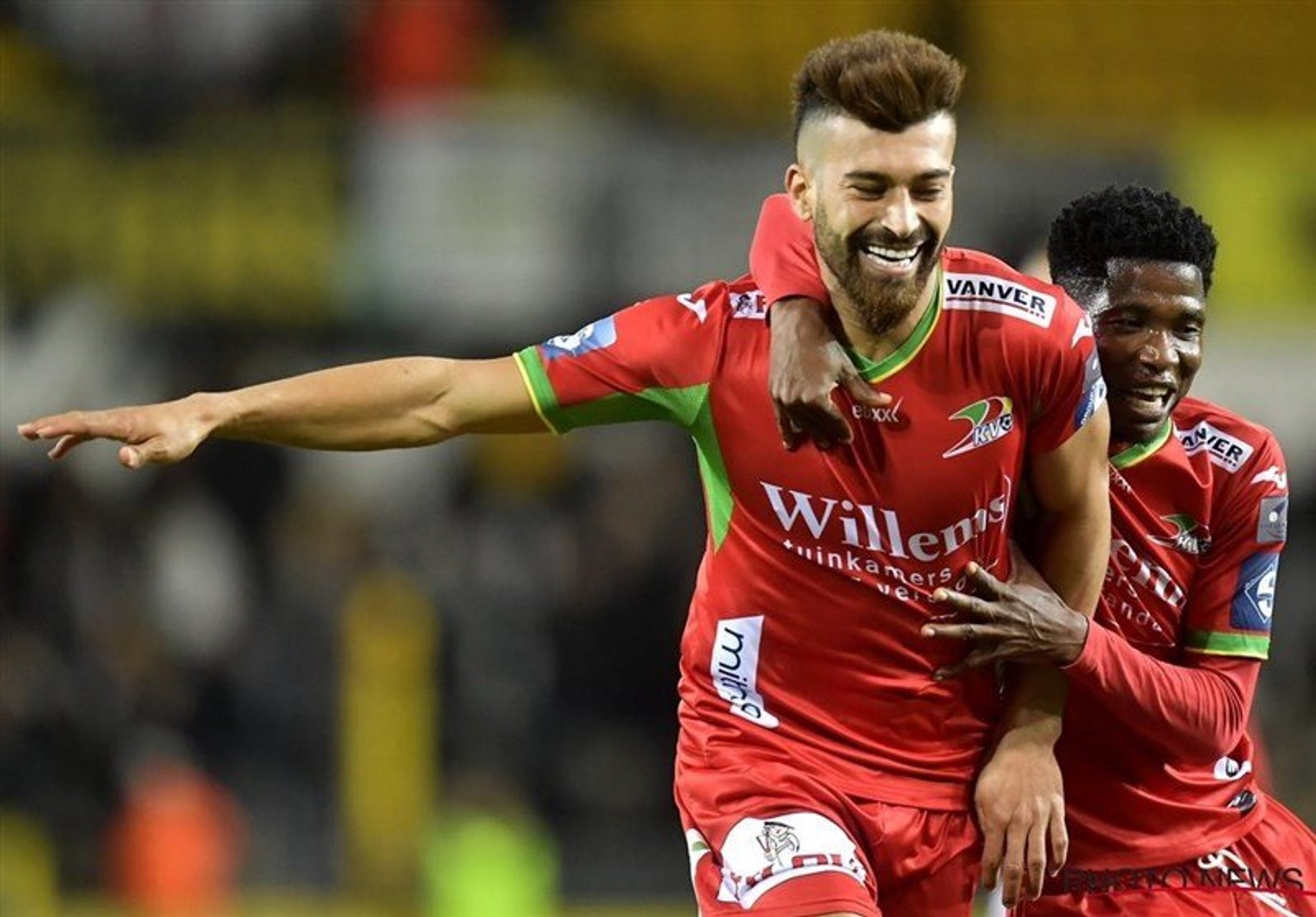 Рамин Резаян с напарником по команде. Источник: Tehran Times