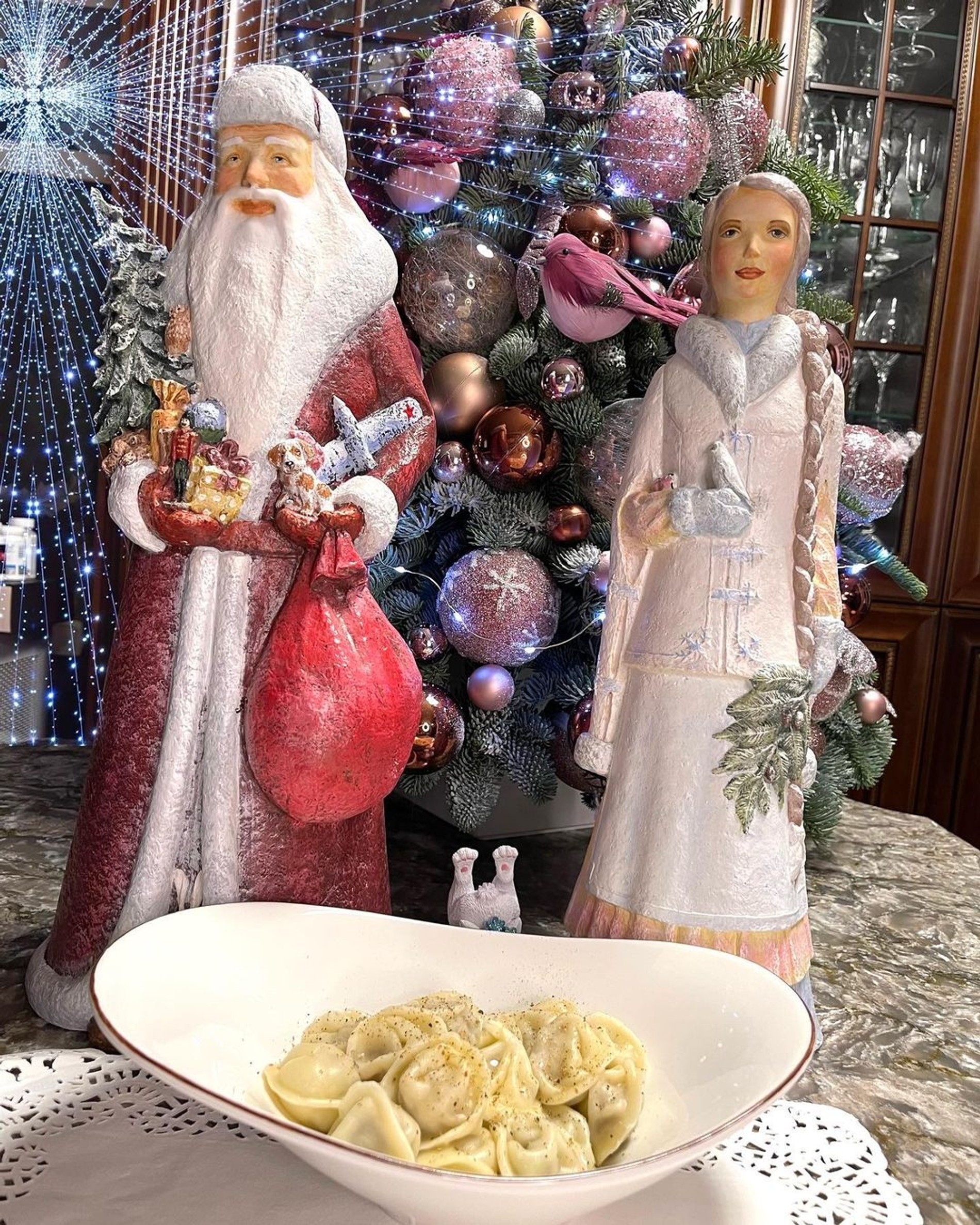 Снимок из профиля Ларисы Гузеевой
Фото: Инстаграм (запрещен в РФ) / @_larisa_guzeeva_