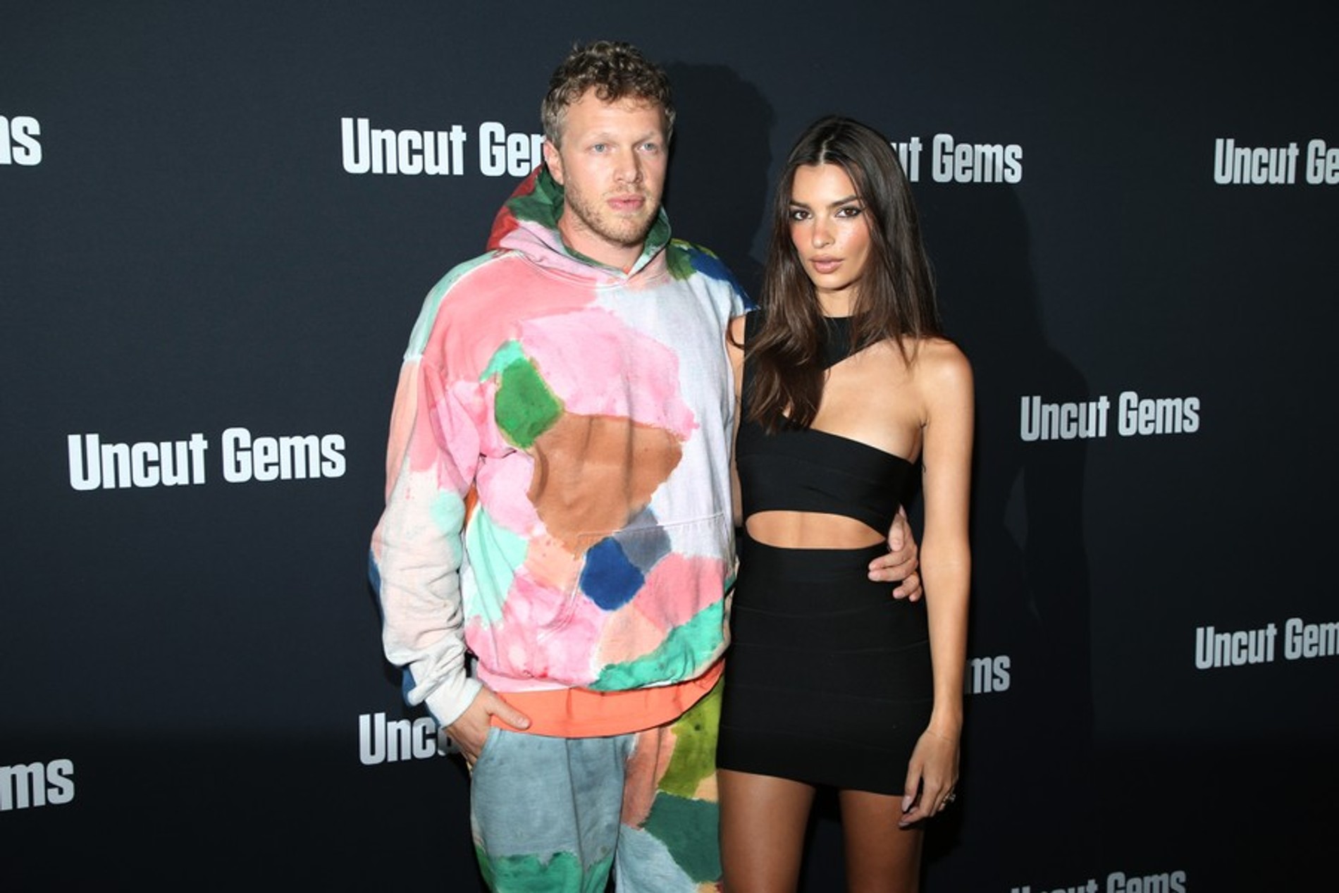 Эмили Ратаковски и Себастьян Бир-Макклард
Фото: Getty Images