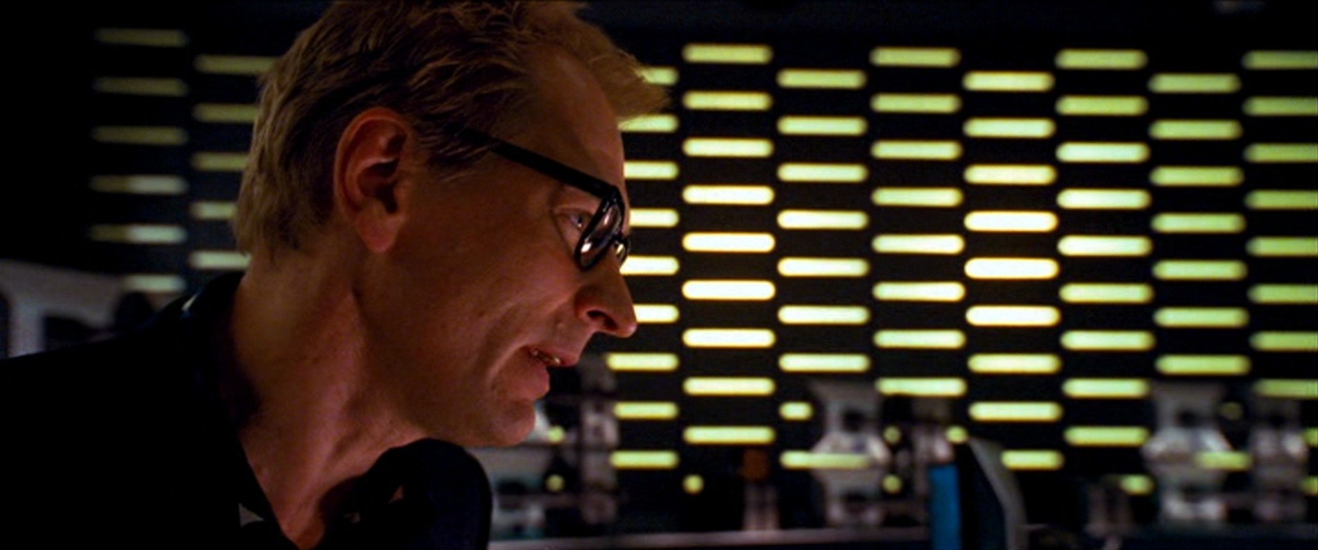 Джулиан Сэндс в фильме «Тринадцать друзей Оушена»
Фото: Kinorium