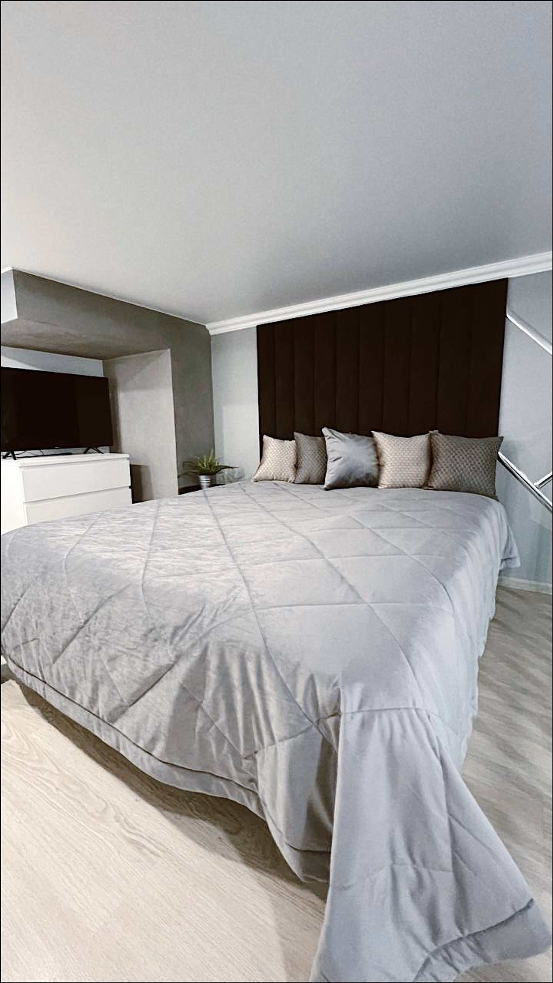 Интерьер одной из квартир под сдачу Риты Дакоты
Фото: Telegram-канал Риты Дакоты