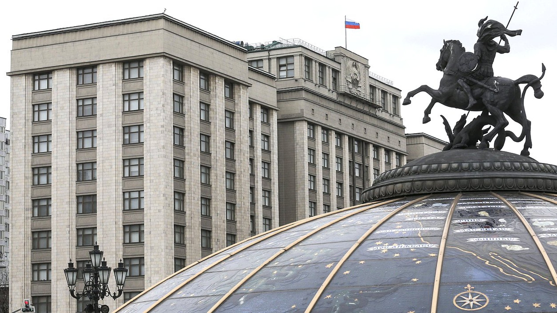 Госдума приняла закон, запрещающий использование иностранных слов
