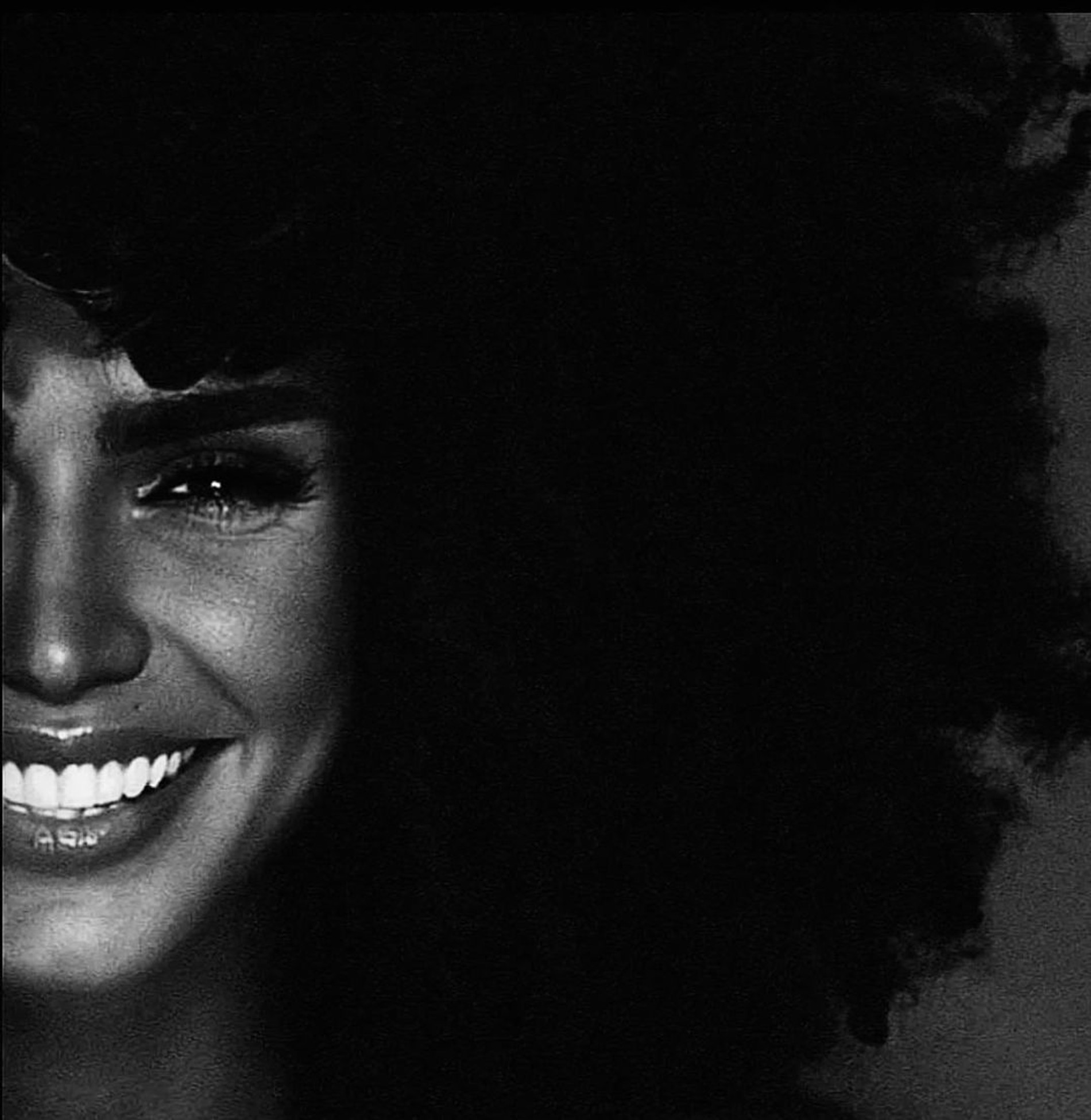 Zivert с афрокудрями
Фото: Инстаграм (запрещен в РФ)