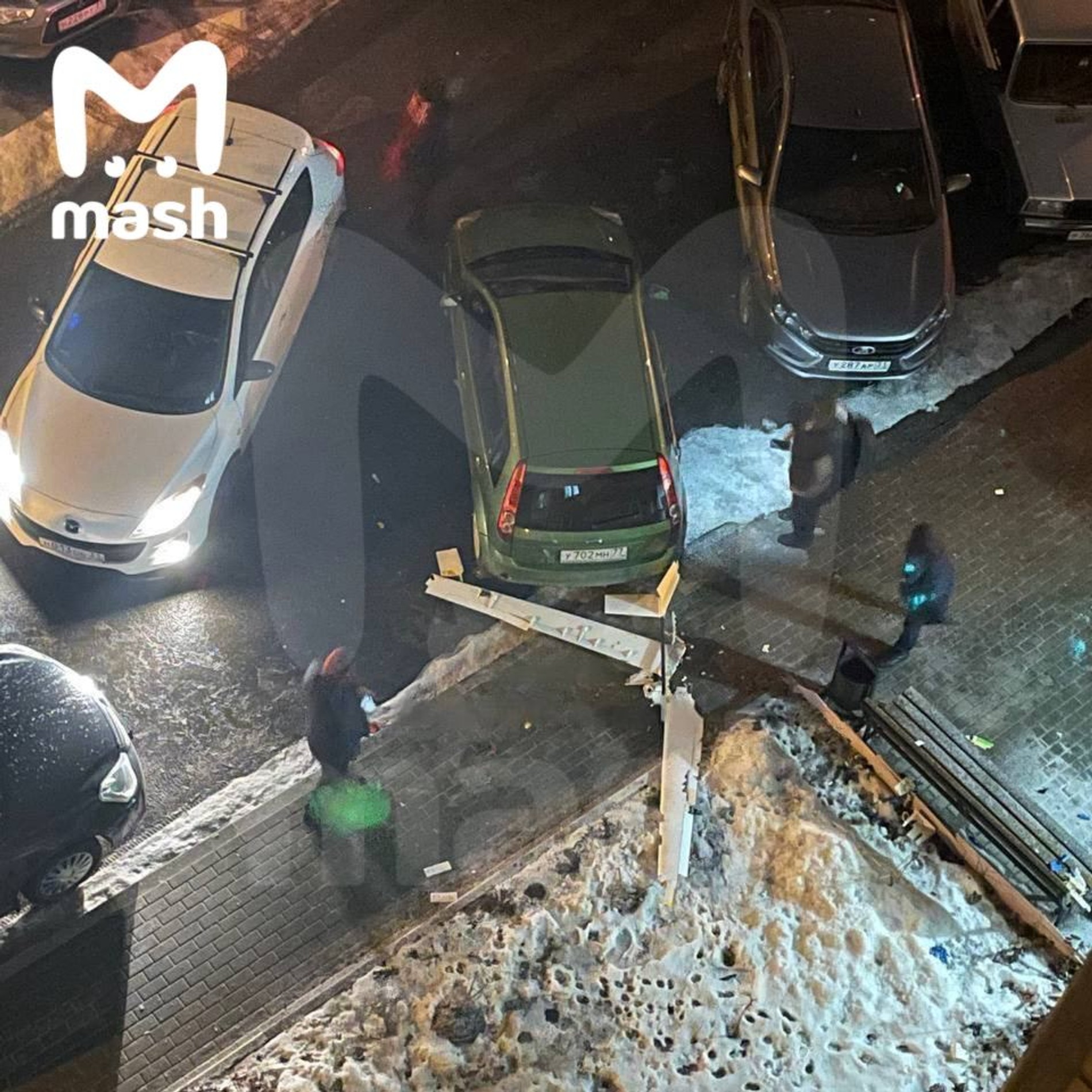 Последствия падения беспилотников в Белгороде
Фото: Mash