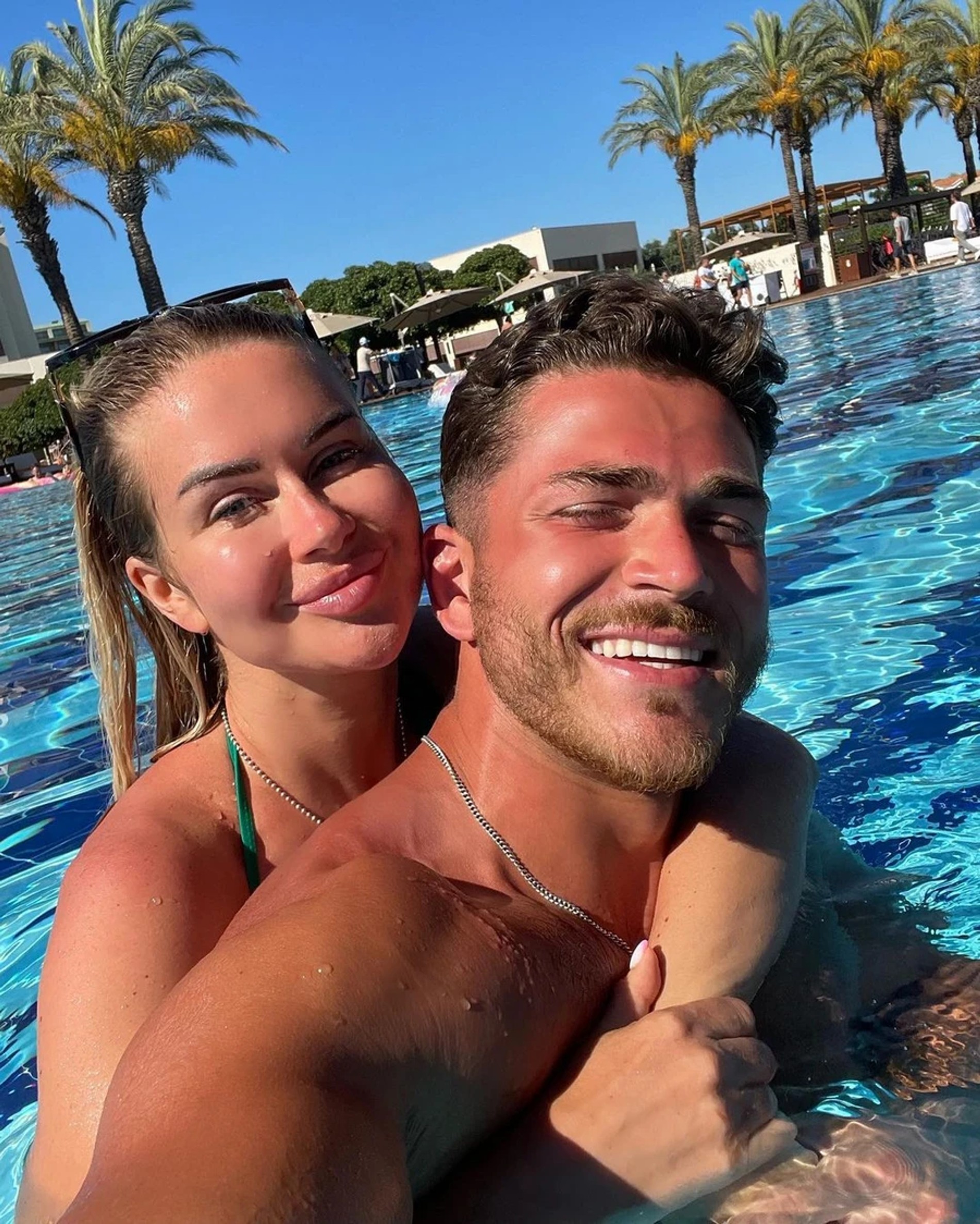 Марина Африкантова и Роман Капаклы
Фото: Инстаграм (запрещен в РФ) / @marina_afrika