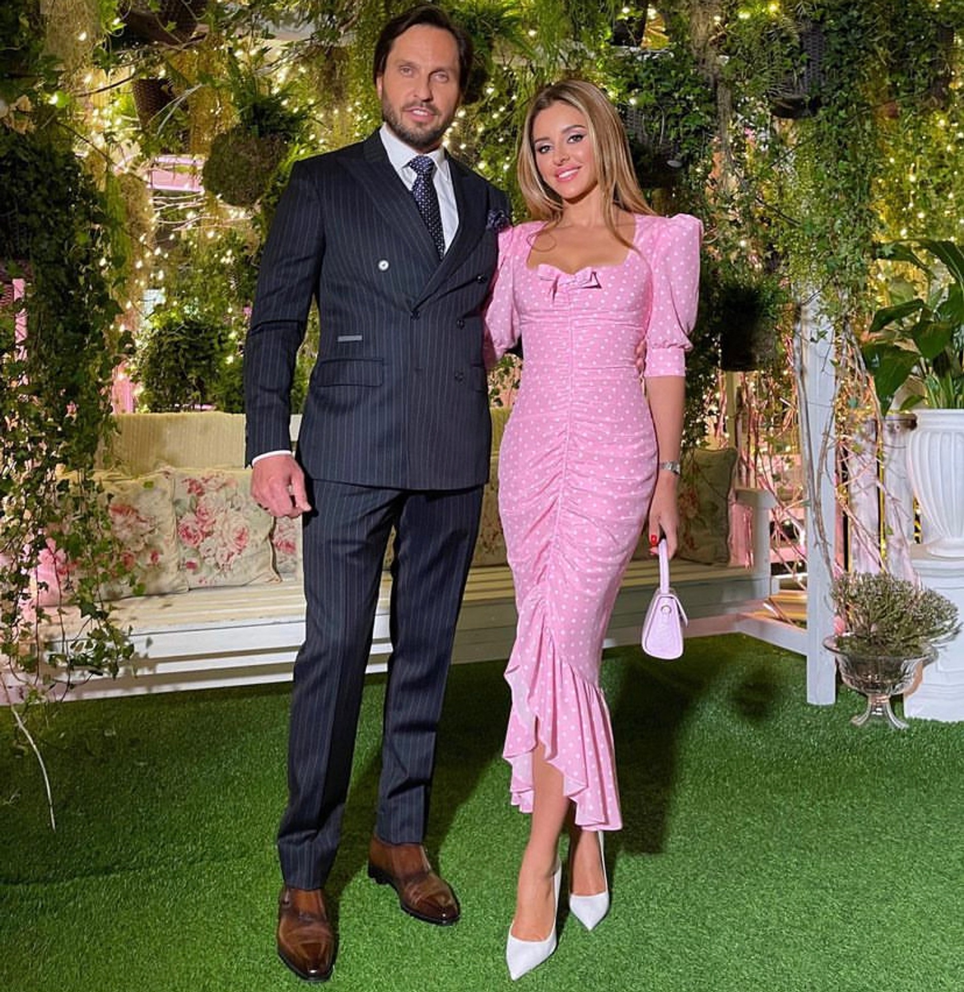 Александр Ревва с супругой Анжеликой
Фото: Инстаграм (запрещен в РФ) Александра Реввы