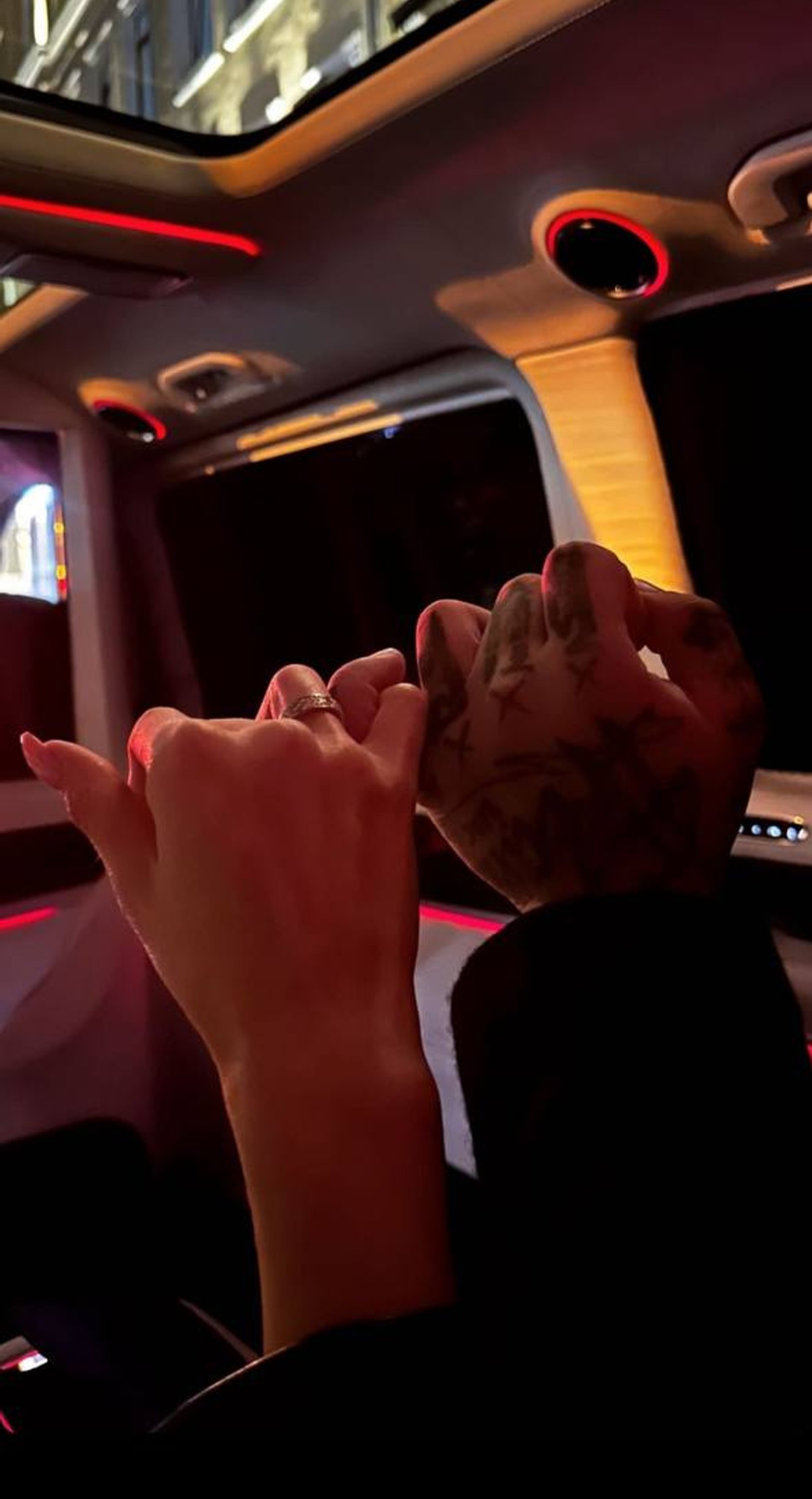 Валентина Иванова и Тимати
Фото: Инстаграм (запрещен в РФ) / @halfvalblood