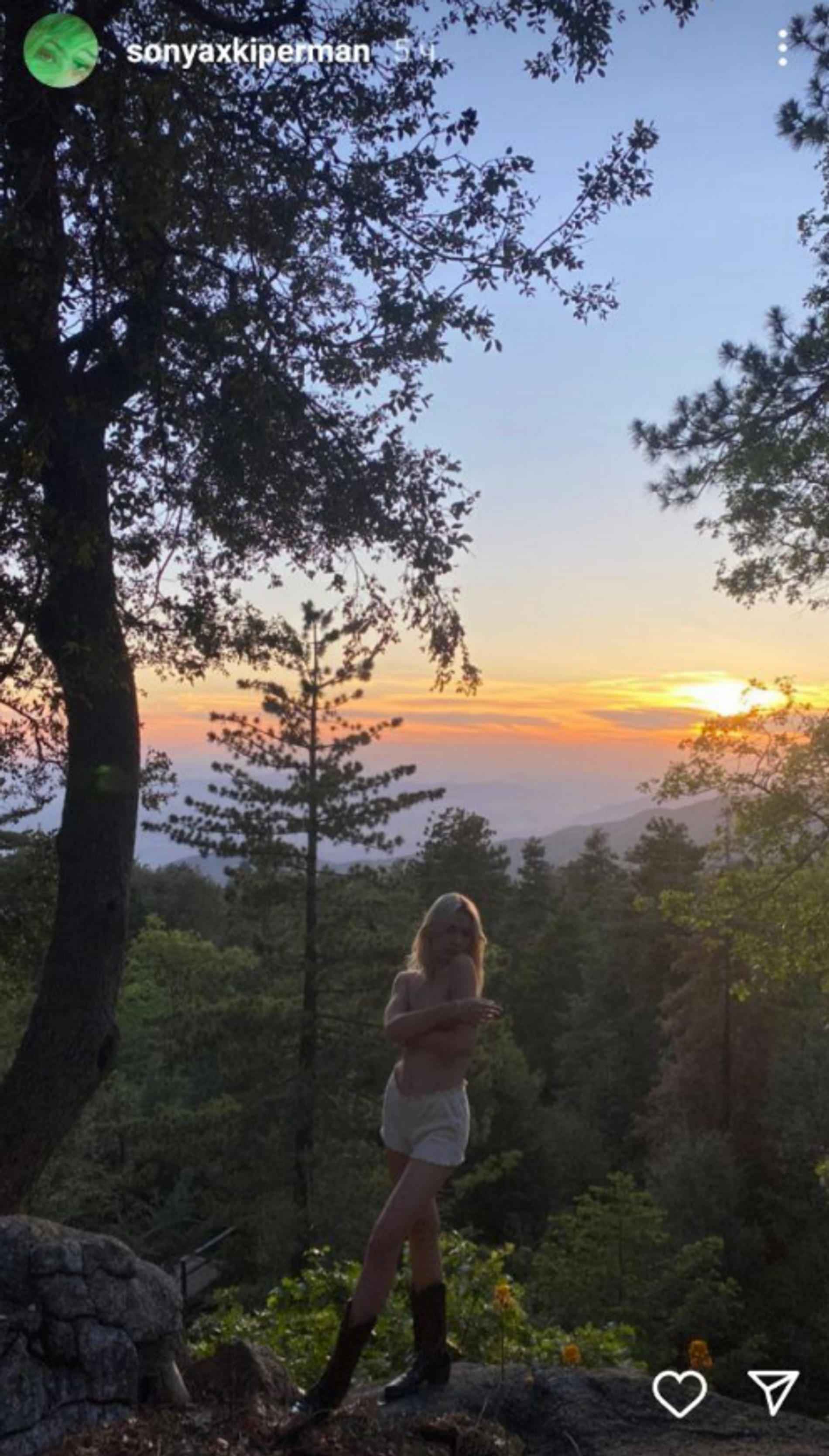 Старшая дочь Веры Брежневой Соня Киперман
Фото: Инстаграм (запрещен в РФ) Сони Киперман