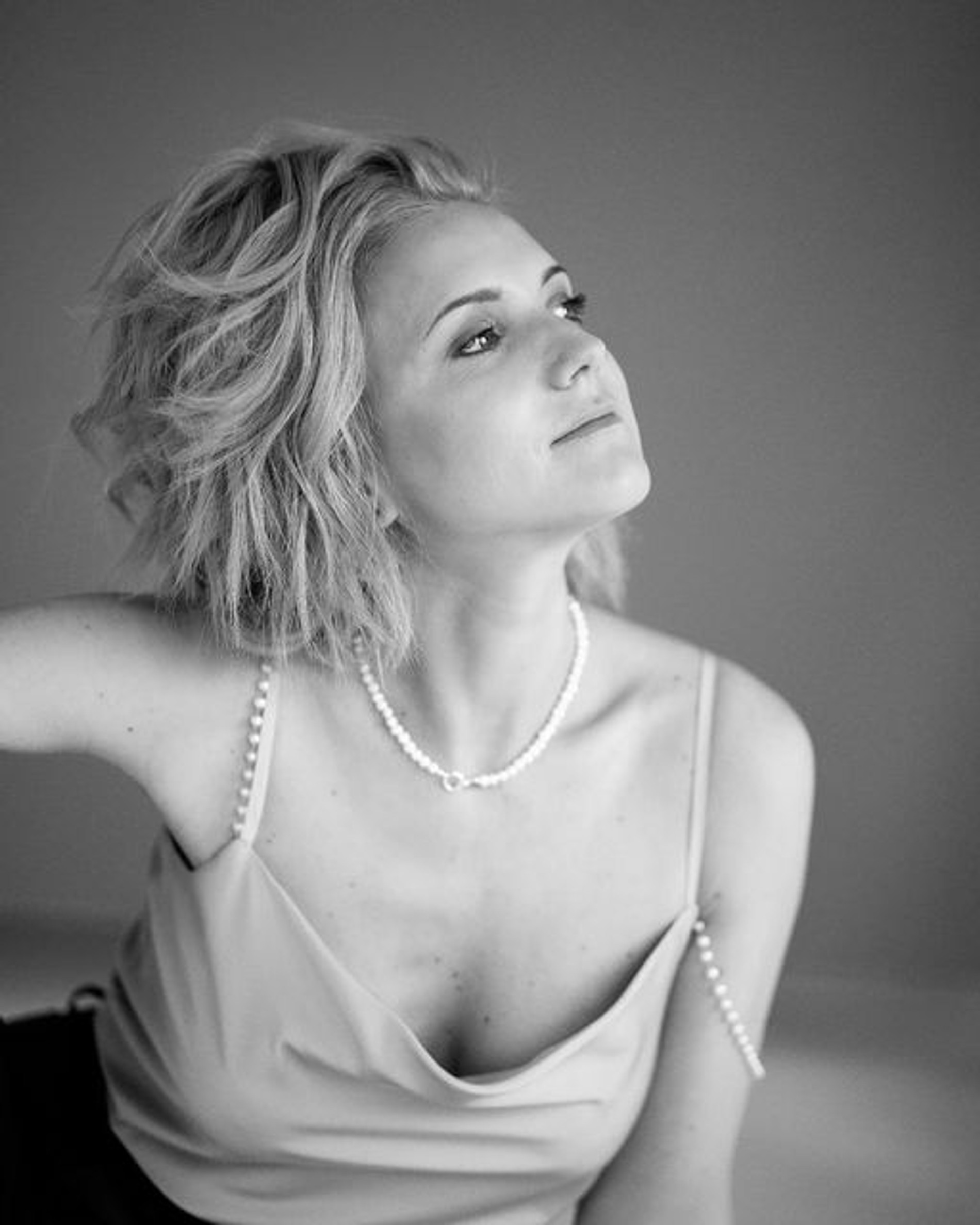 Фото: Instagram (запрещен в РФ), @irinatonevaofficial