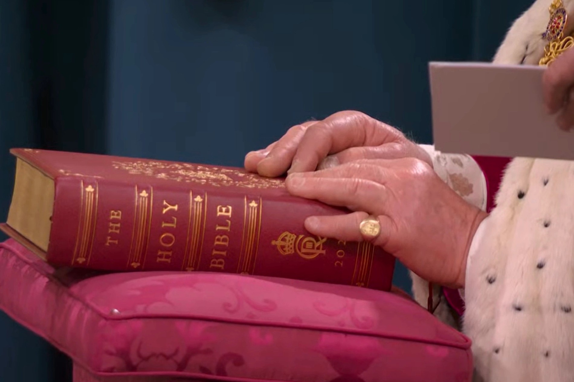 Карлу поставили диагноз по фото — вот они, чудеса телемедицины
Фото: BBC